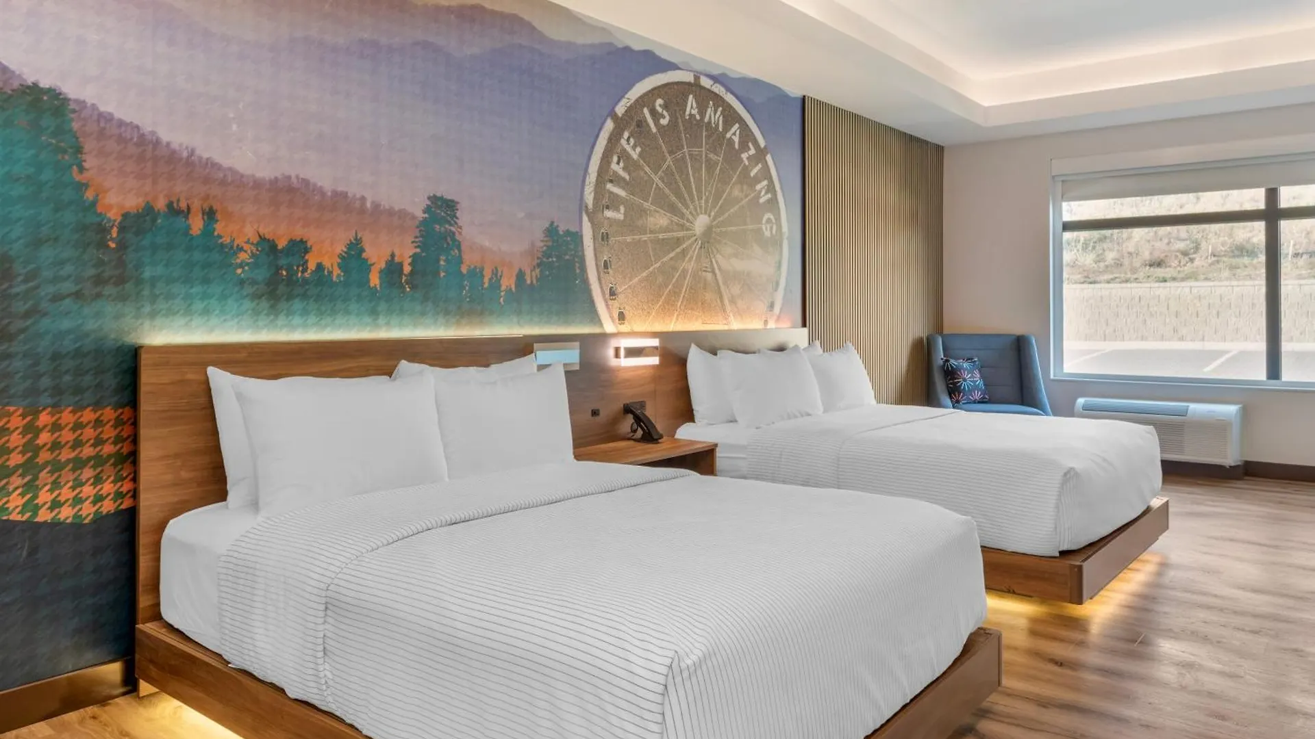 Cambria Hotel Pigeon Forge
