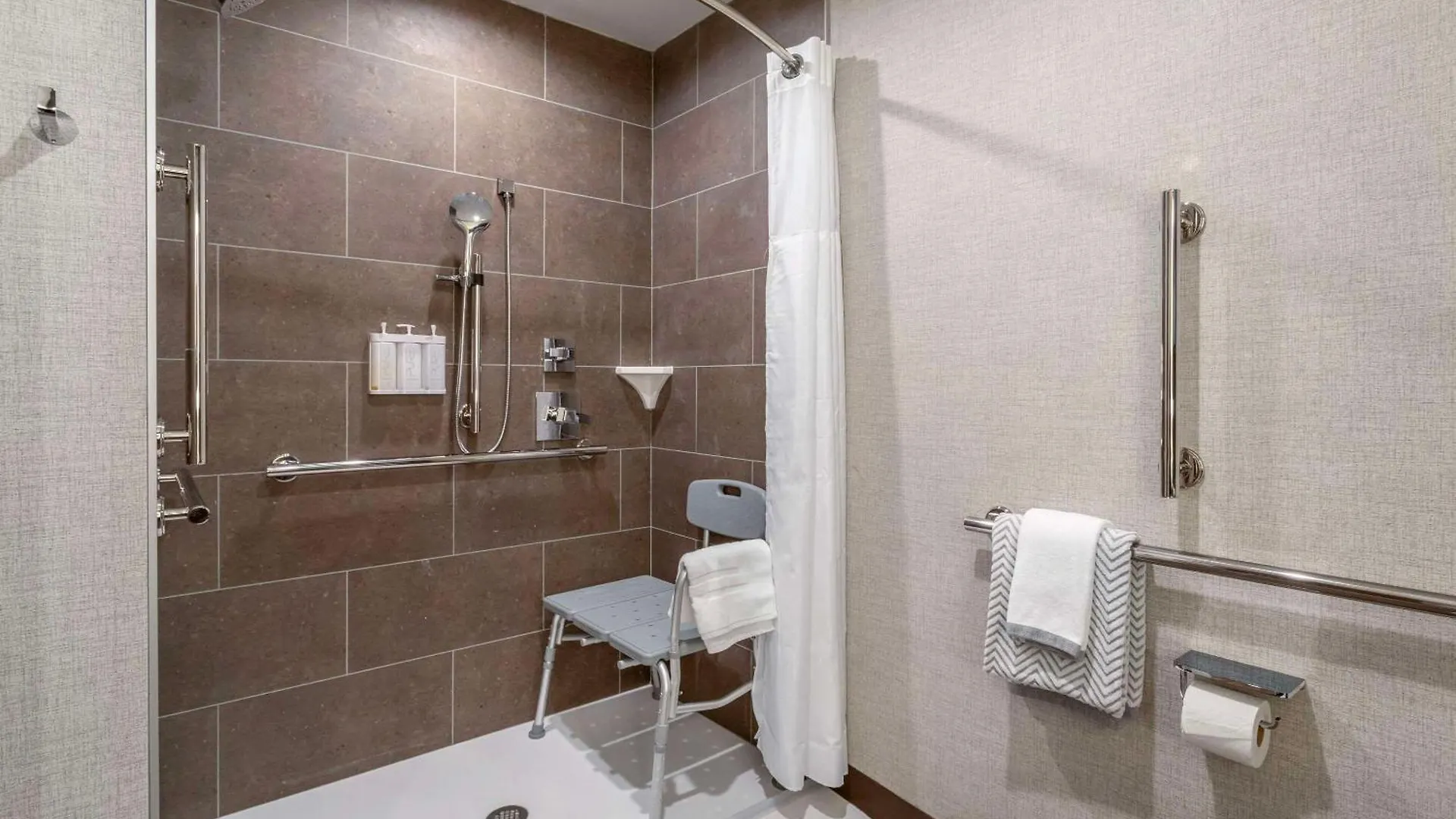 Cambria Hotel