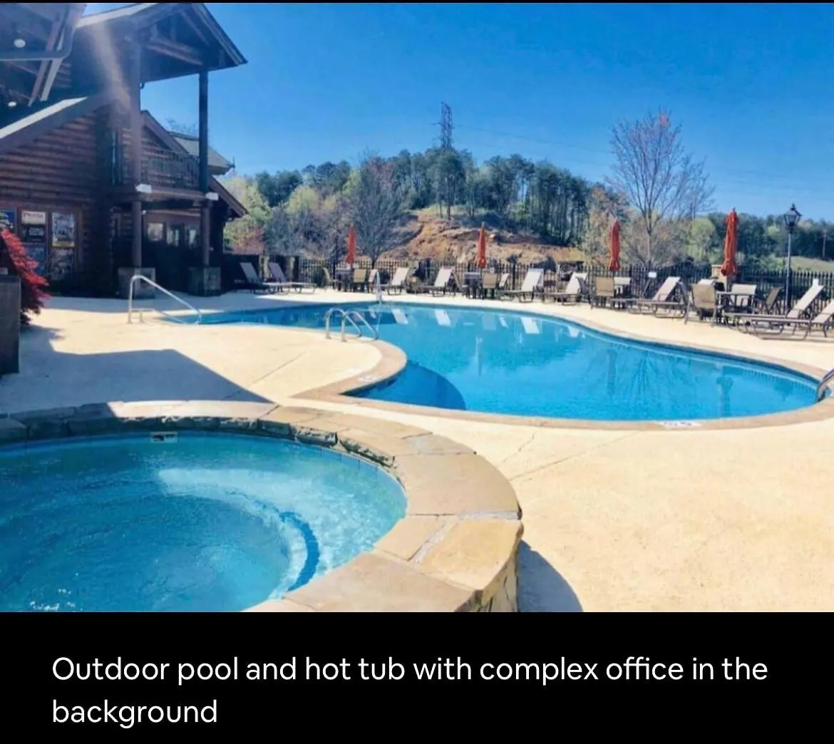 Aparthotel With Pool Near Dollywood Pigeon Forge