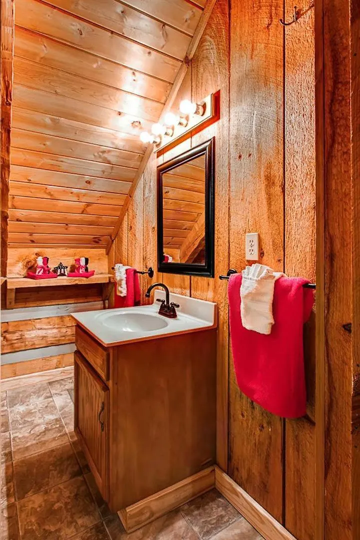 Dağ evi Mountain Hideaway Pigeon Forge