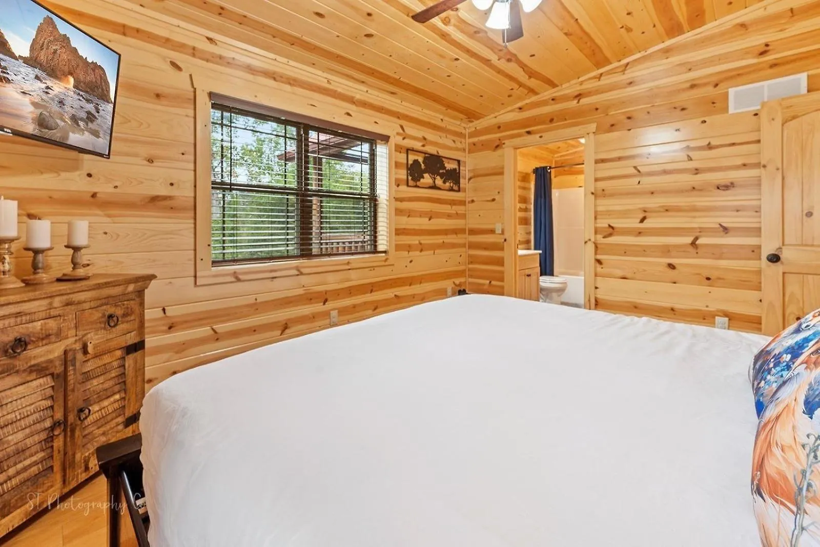 Foxes' Den With Private Hot Tub * Pigeon Forge