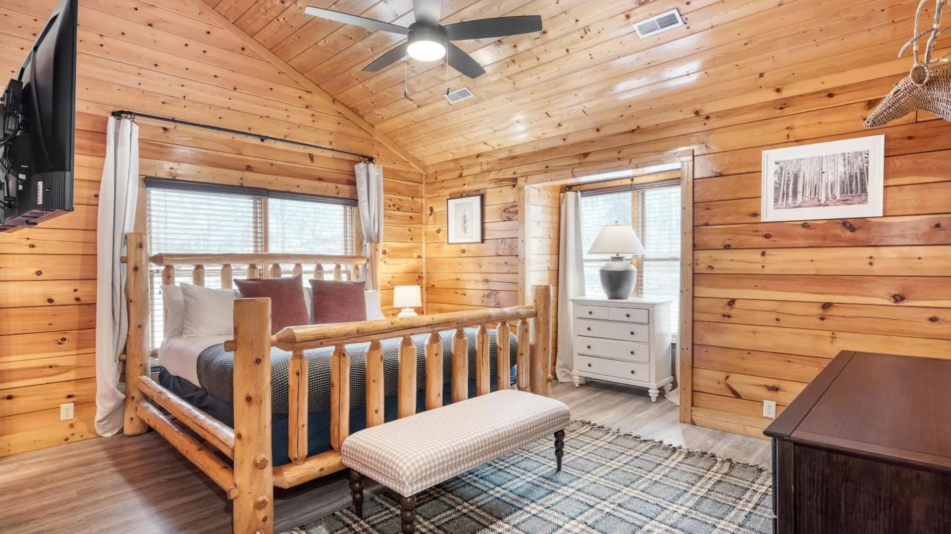 Holiday home Brookshore By Avantstay Relaxing Backyard Creek 10mins From Pigeon Forge