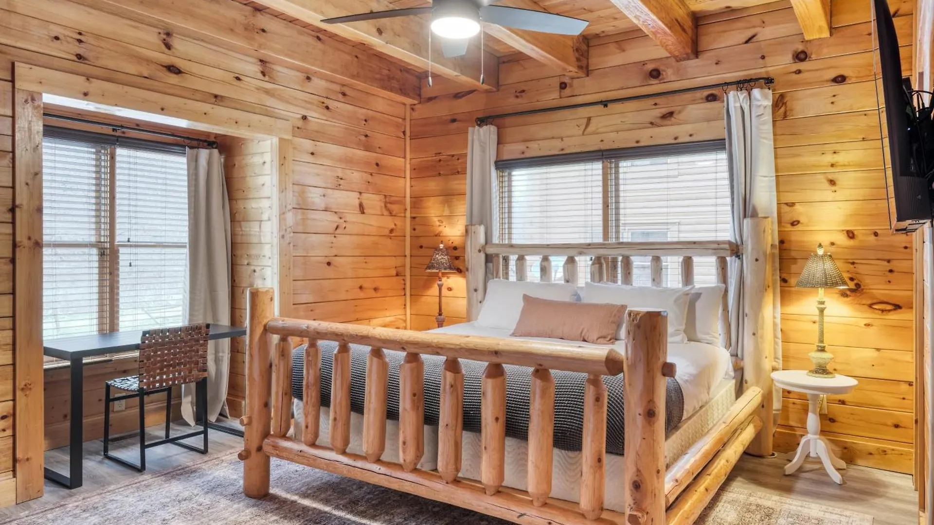 Brookshore By Avantstay Relaxing Backyard Creek 10mins From Pigeon Forge