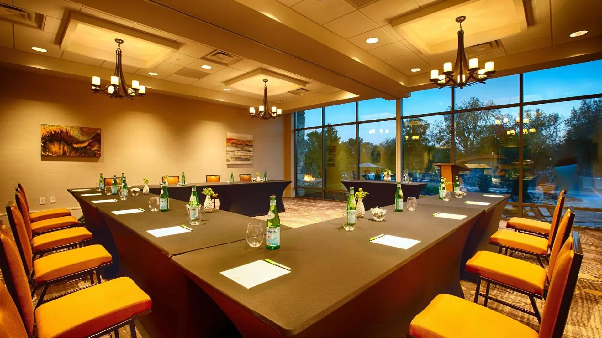 Courtyard By Marriott Hotel 3*