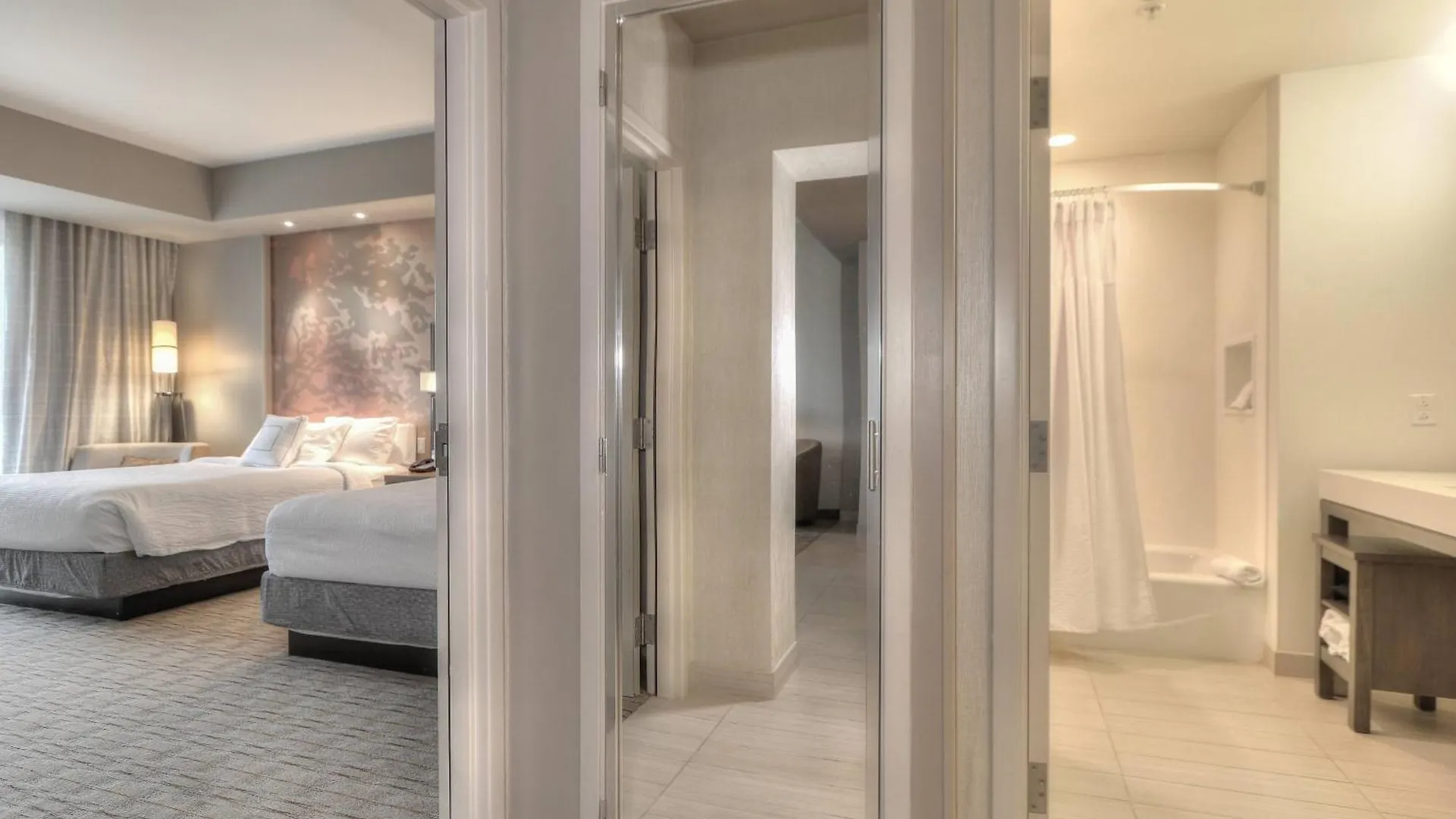 Courtyard By Marriott 3*