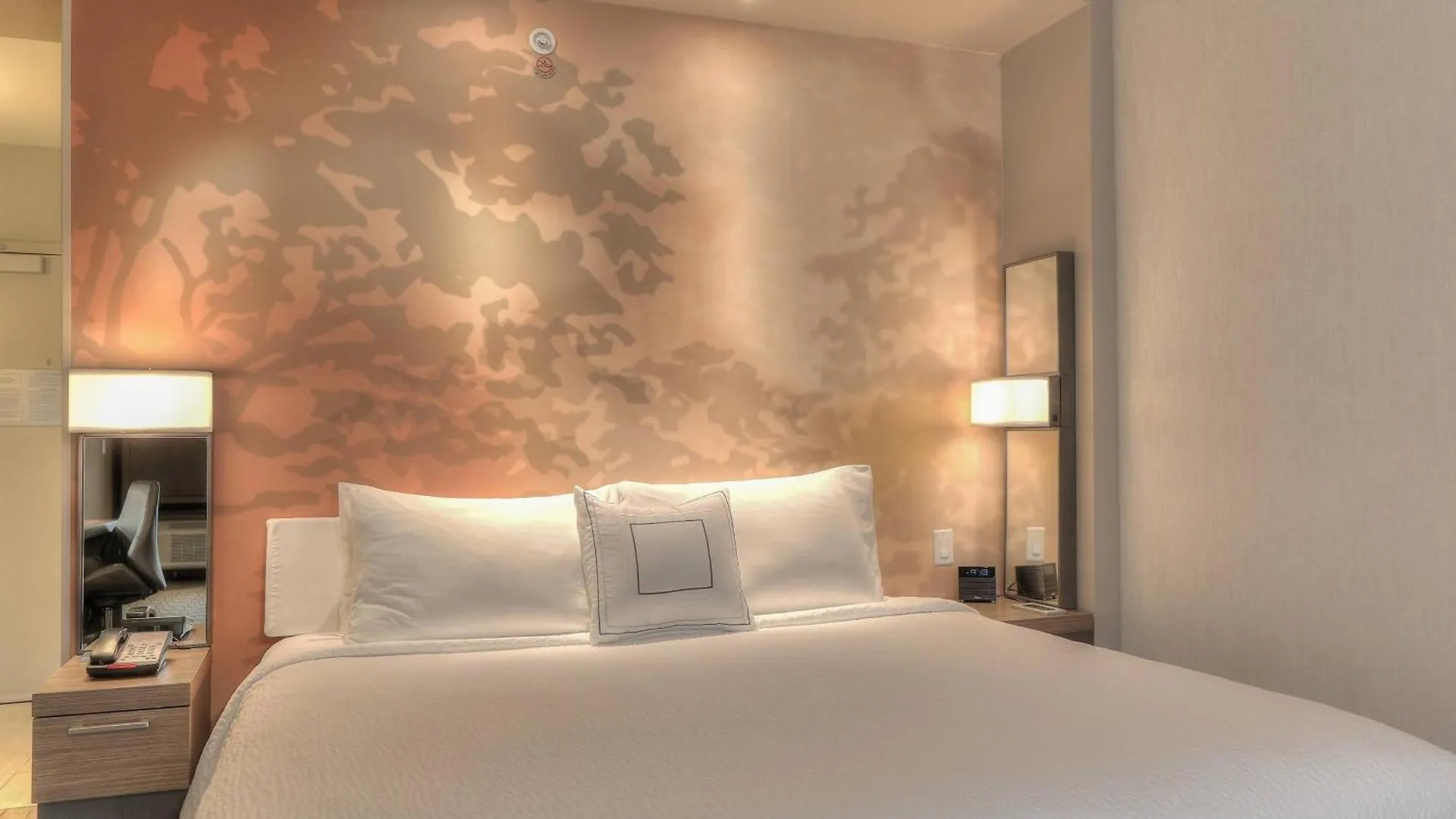 Courtyard By Marriott Hotel 3*
