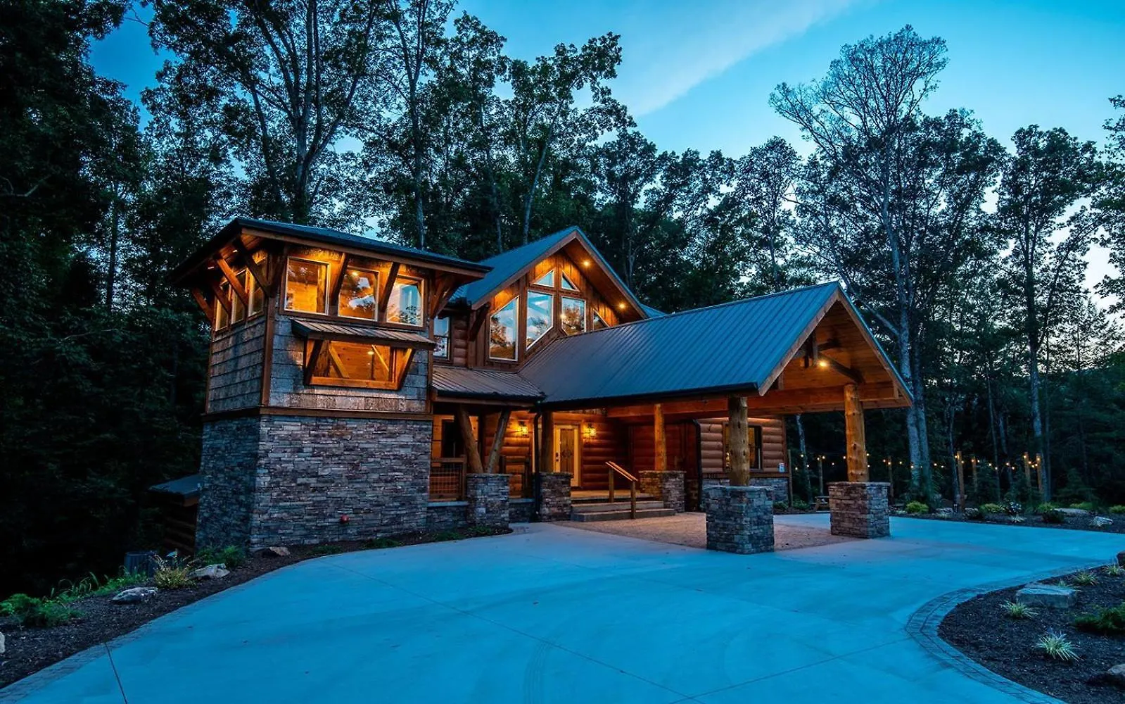 Villa Treehouse River
