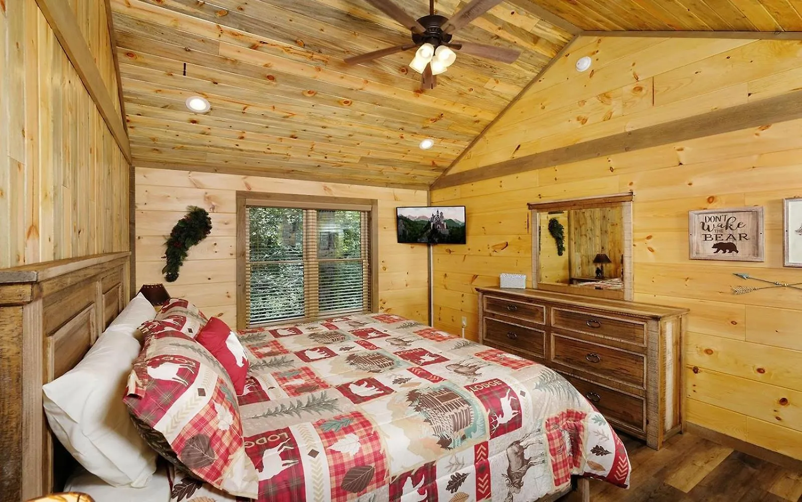 Villa Treehouse River