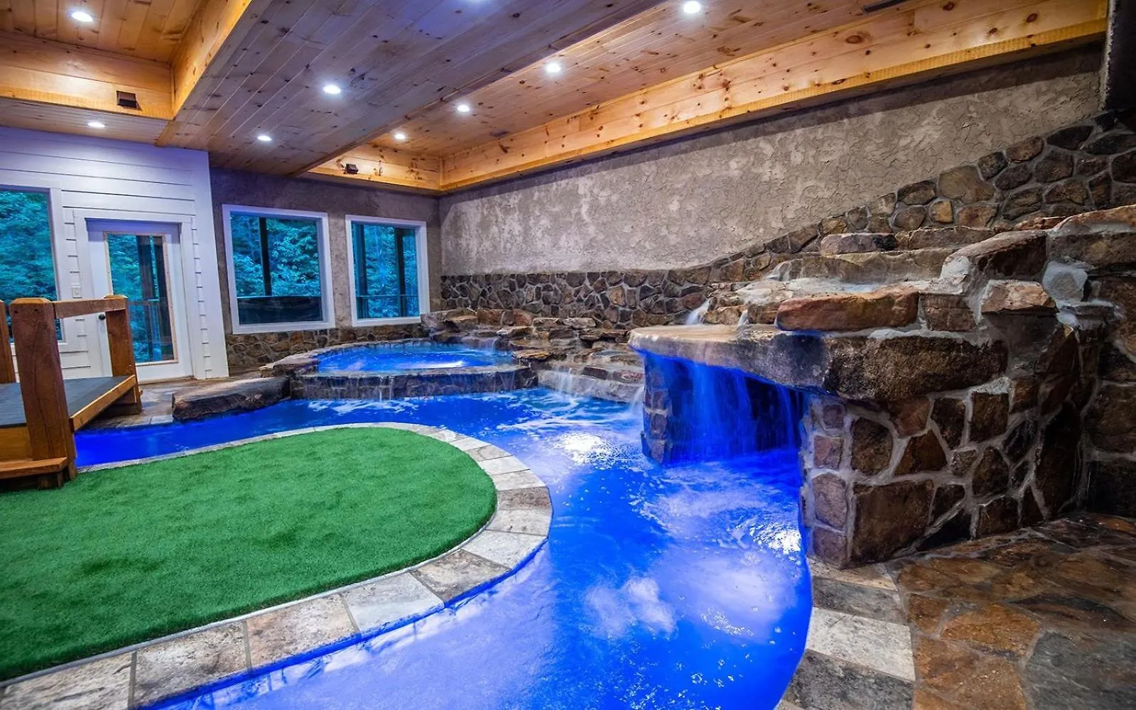 ヴィラ Treehouse River