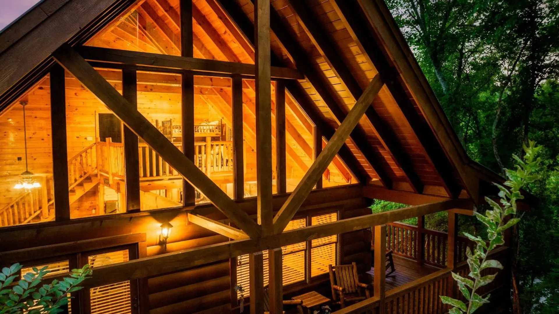 Alpine Near Dollywood, Hot Tub, Game Room, Outdoor Pool, Fast Wifi