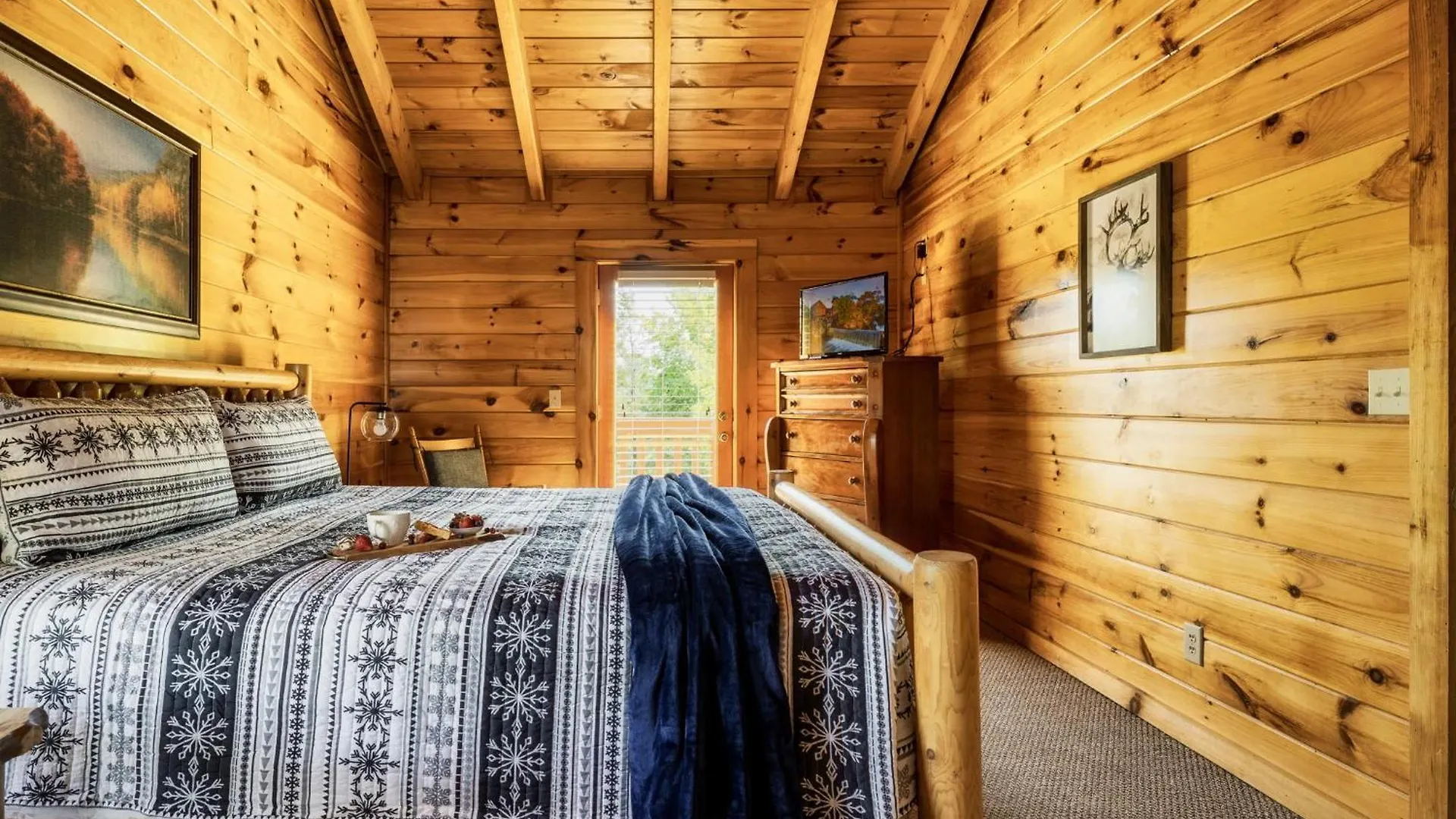 펜션 Alpine Near Dollywood, Hot Tub, Game Room, Outdoor Pool, Fast Wifi