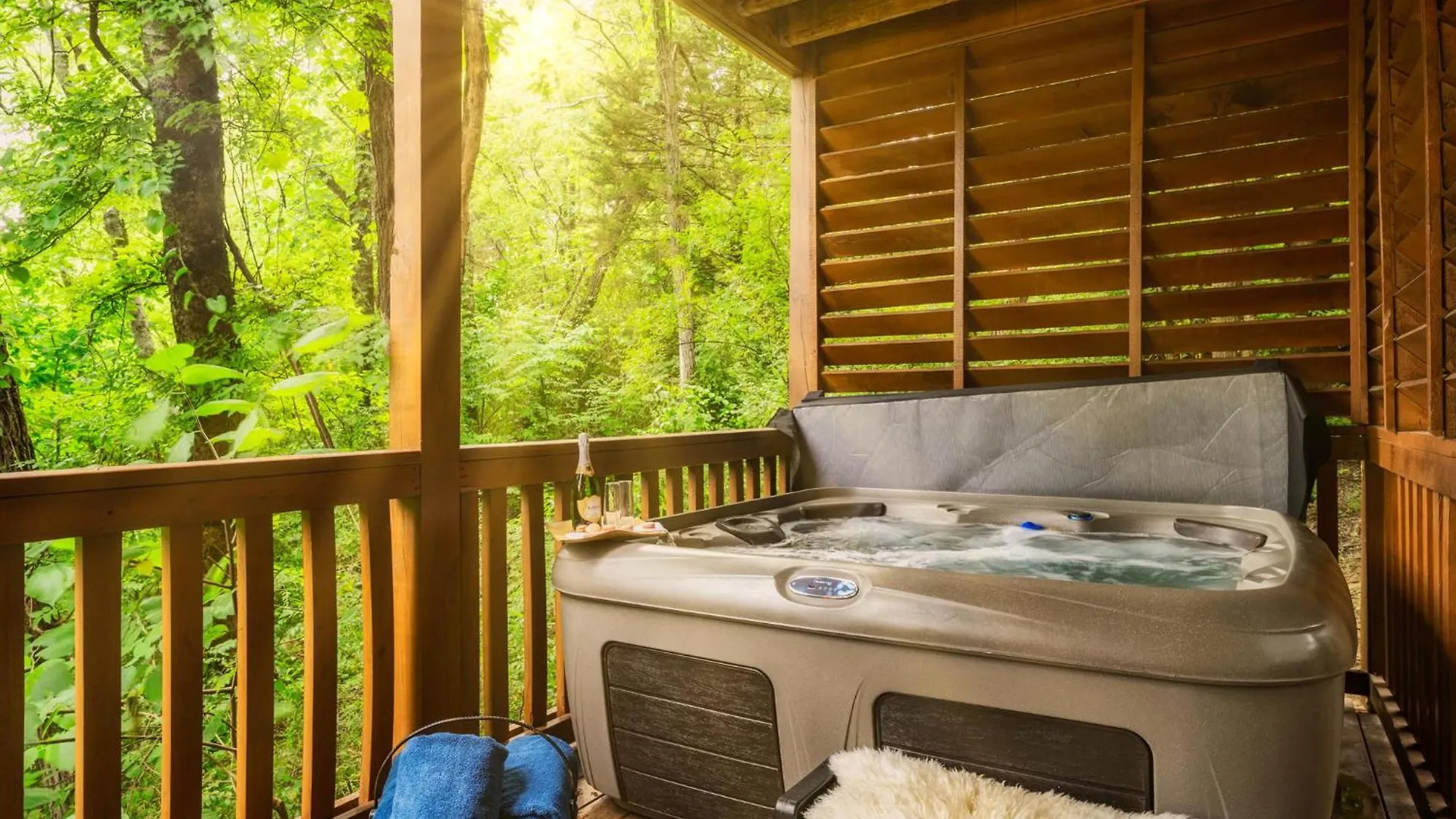 펜션 Alpine Near Dollywood, Hot Tub, Game Room, Outdoor Pool, Fast Wifi