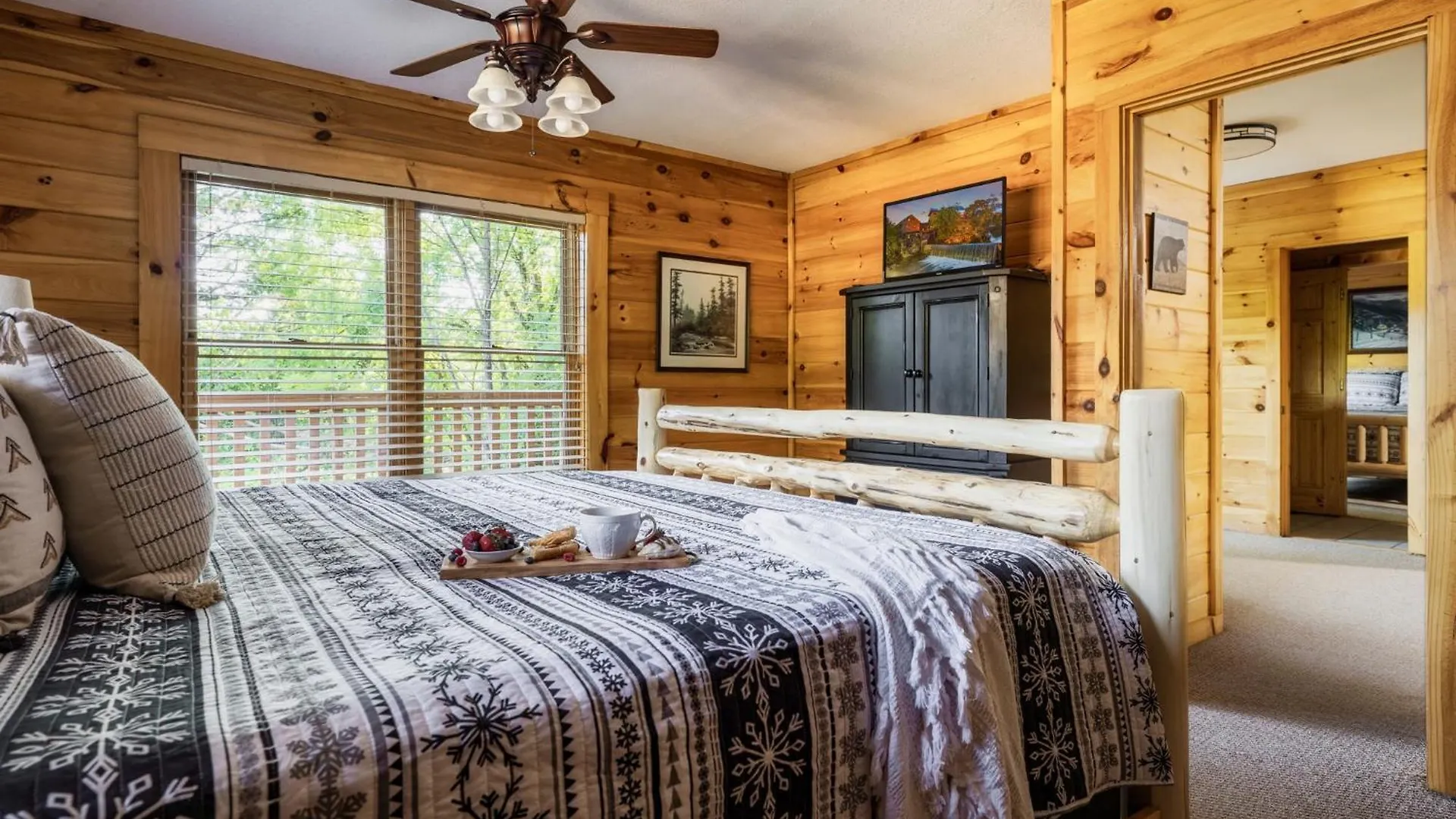 펜션 Alpine Near Dollywood, Hot Tub, Game Room, Outdoor Pool, Fast Wifi 비둘기 포지