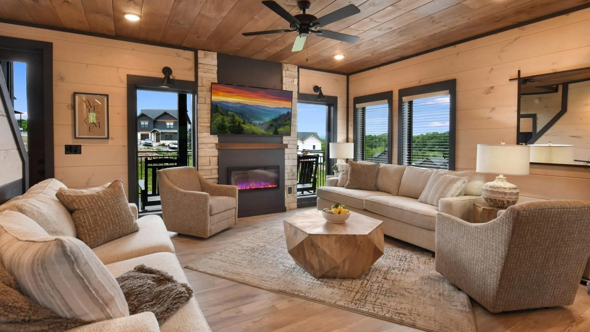 Smith Creek - 5 Bedrooms 20 Guest - Indoor Pool - Amenities Dağ evi