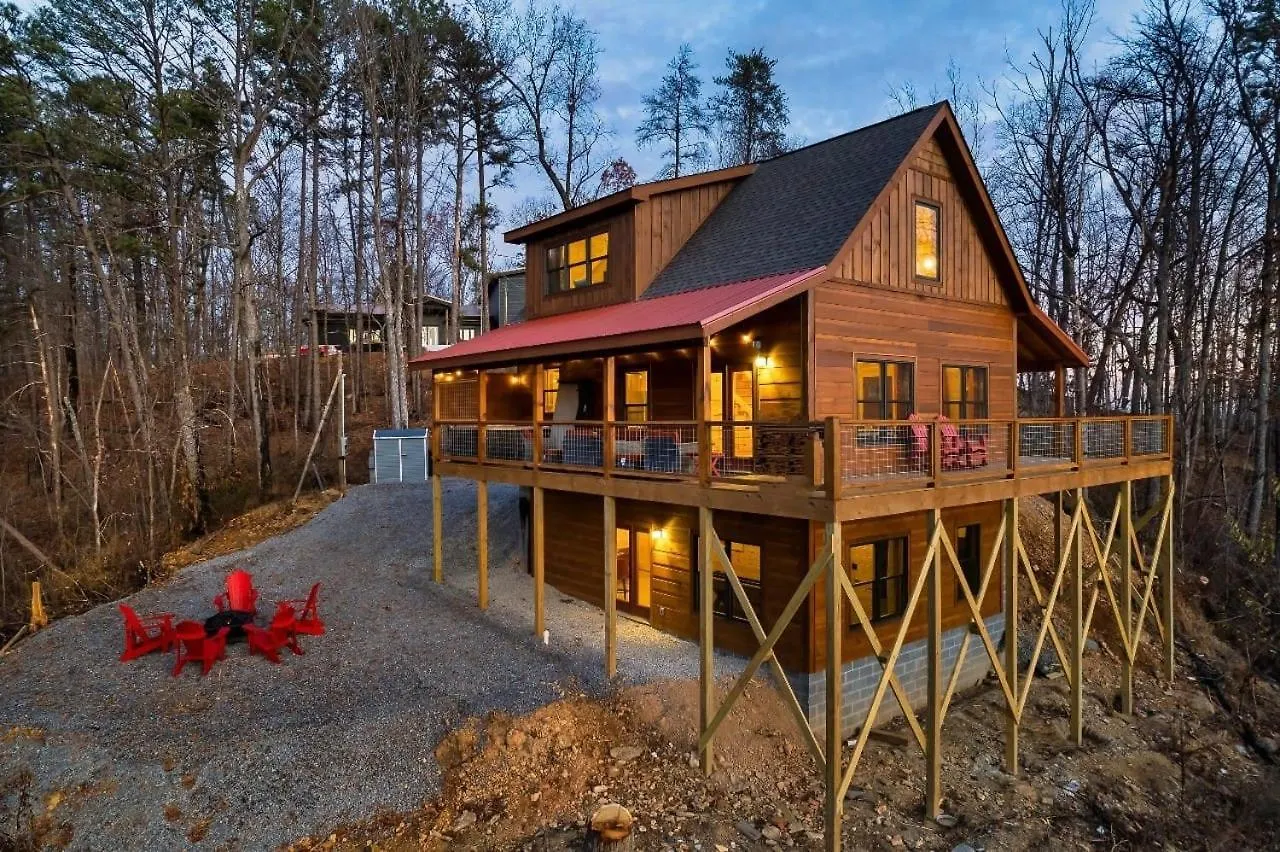 Scenic Views, Game Room, Hot Tub, Fireplace, Bbq 別荘 *