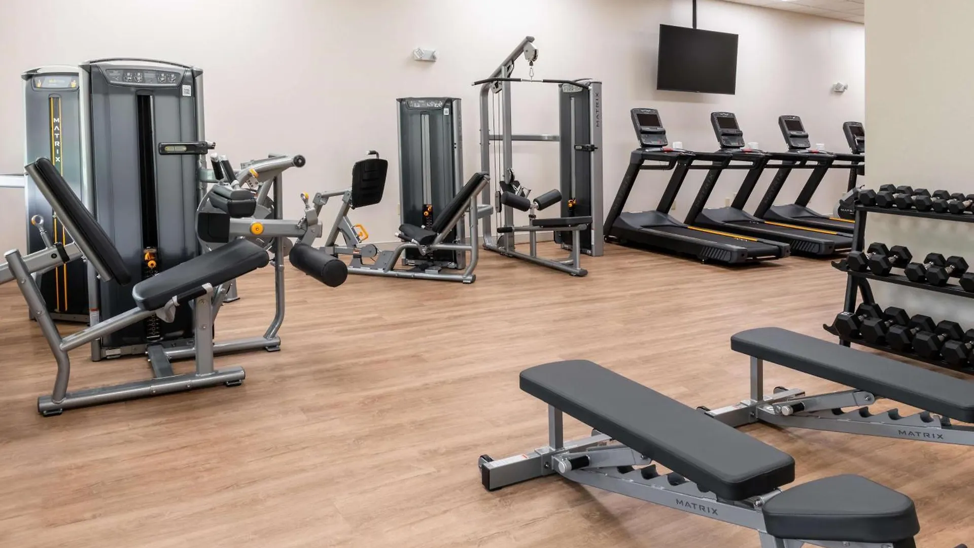Hotel Drury Plaza 3*