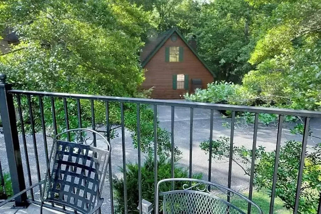 Horská chata Beary Peaceful Smokies Retreat: Hot-tub & Pools *