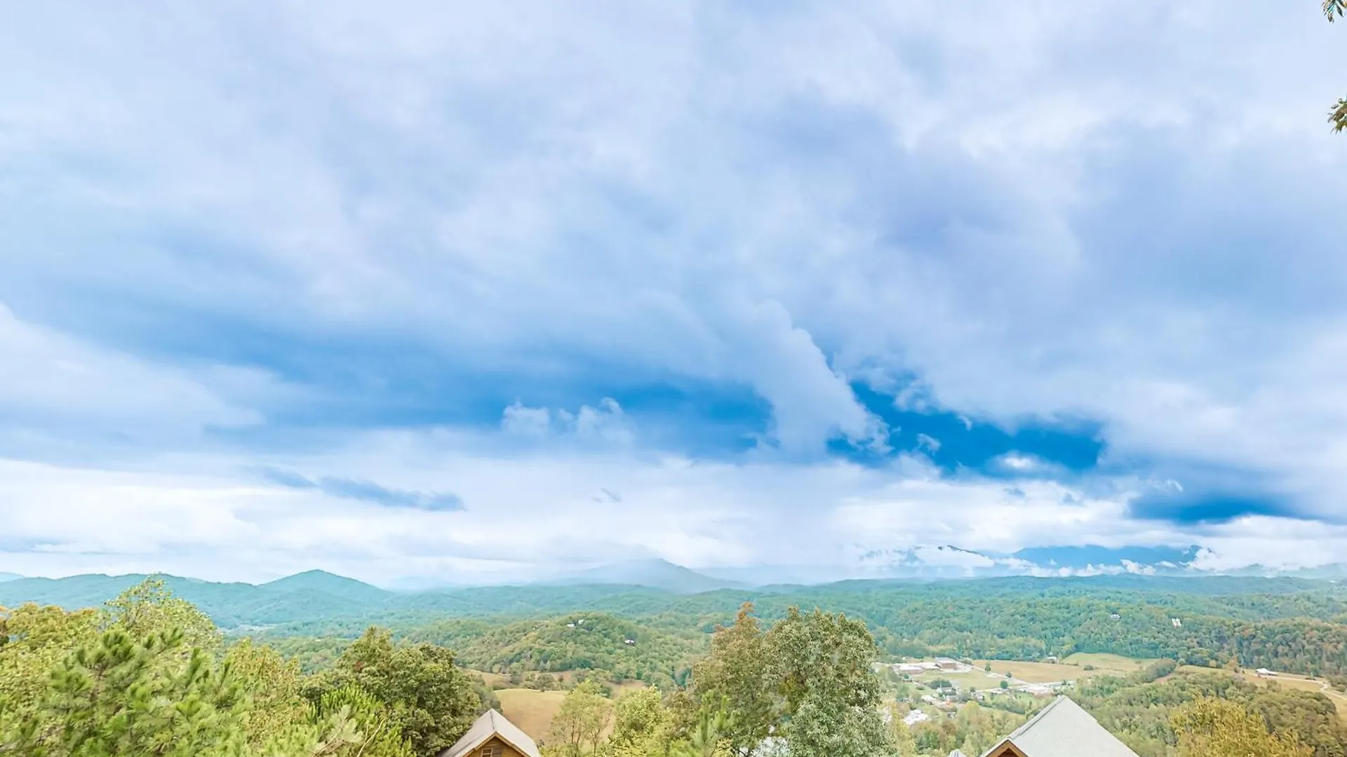 100 Mile View Holiday home