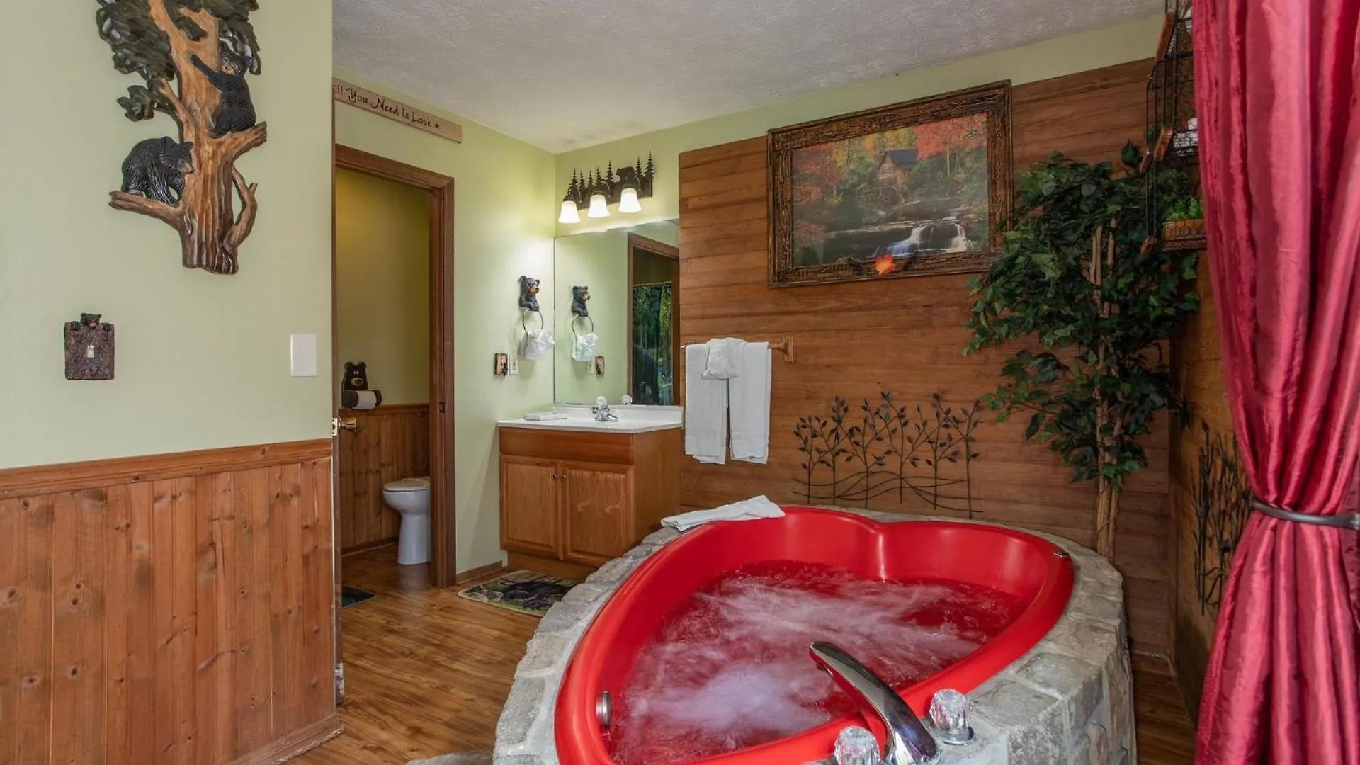 Bear Mountain Hollow-free Dollywood Ticket- Cozy With A Hot Tub, Arcade & Deck Close To Town Vakantiehuis Pigeon Forge