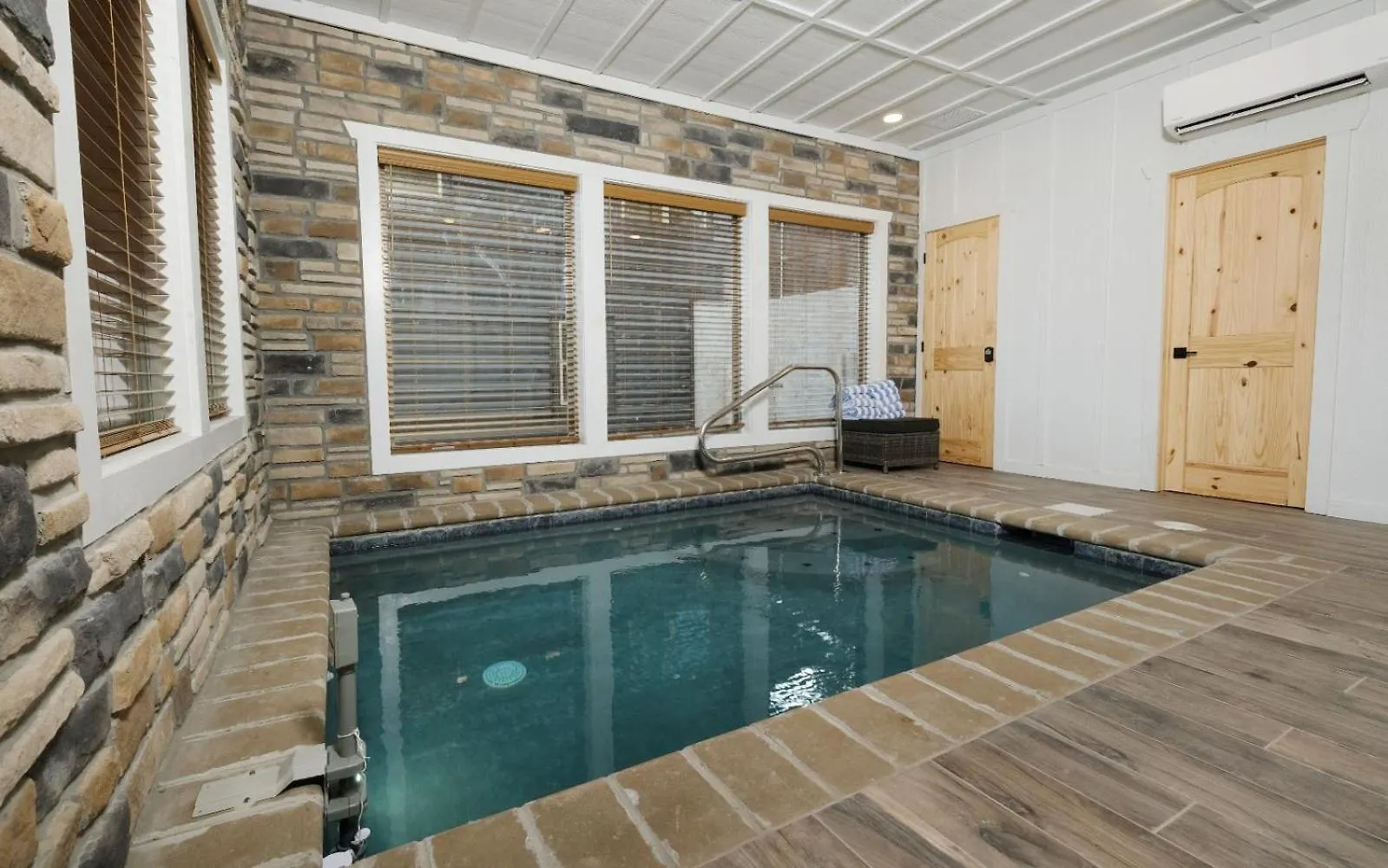 A Pools Paradise Villa