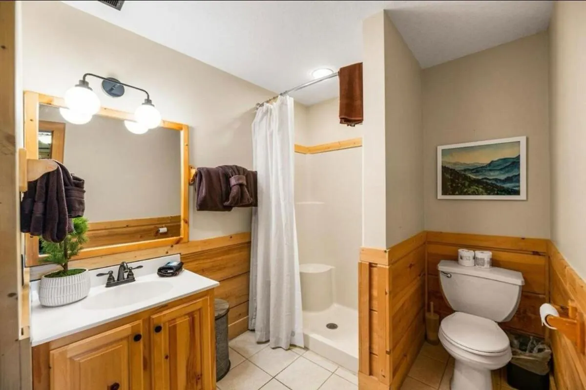 Kelly's Cozy 4 Bedroom Parkway Holiday home *