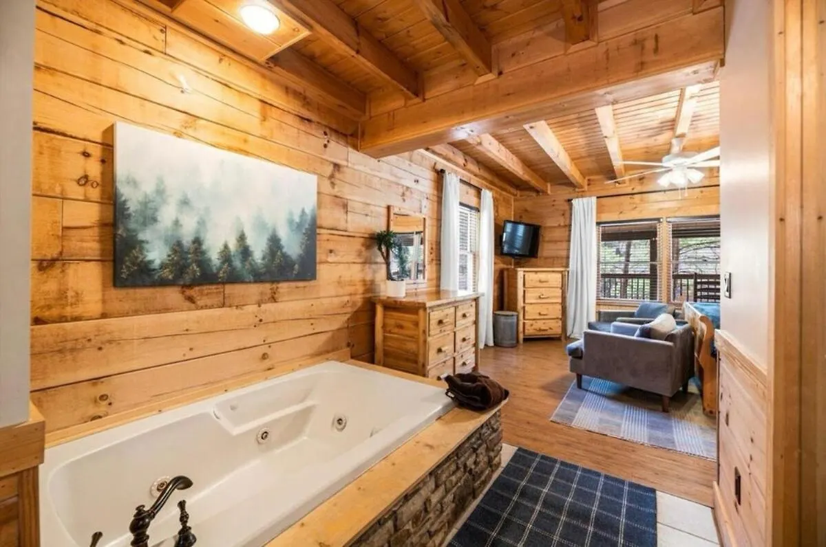 Holiday home Kelly's Cozy 4 Bedroom Parkway