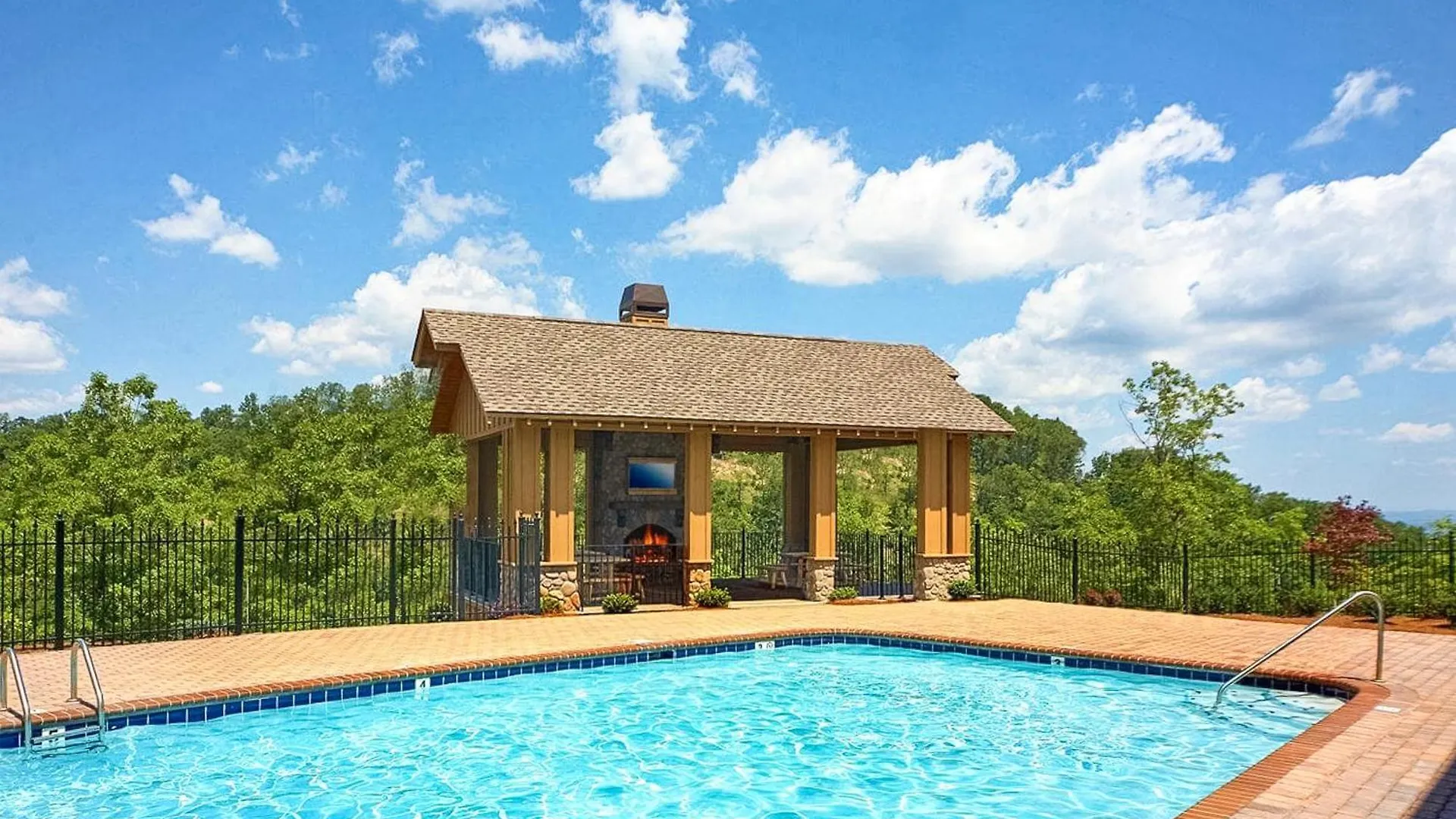 Hillbilly Highrise Holiday home *