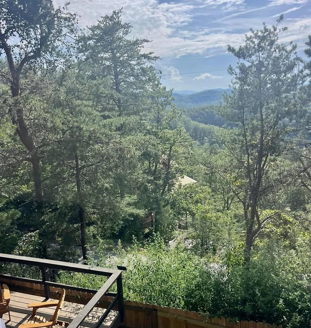 Holiday home Whiskey Ridge 3 Bdrm Cabin-firepit, Fenced Yard, Hot Tub Pigeon Forge