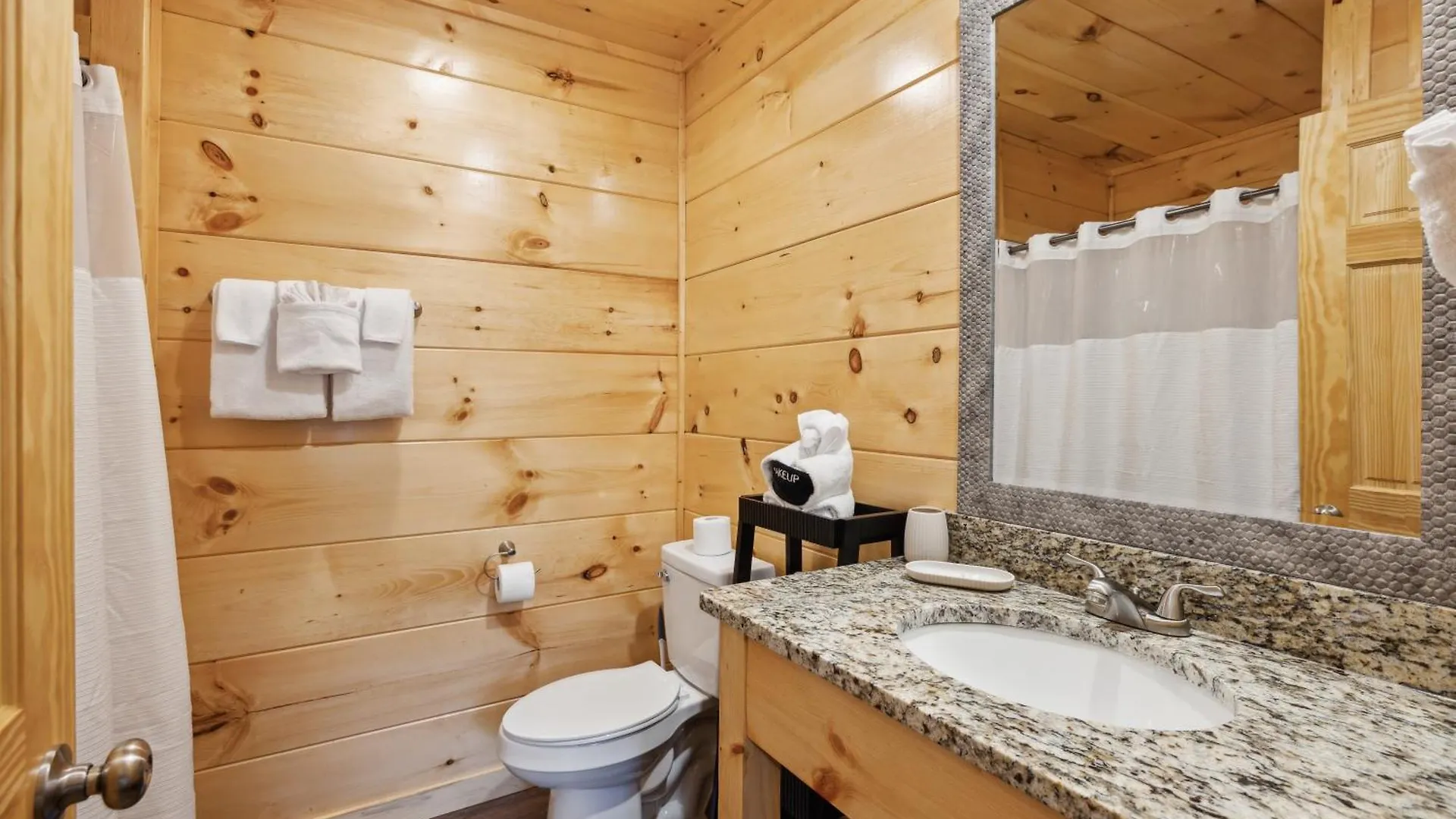 Amazing Grace - Newly Built - 3 Bedroom - Less Than 2 Miles From The Island Дом отдыха