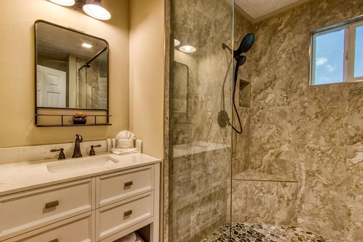 Holiday home Serene W Hot Tub, Games, Wi-fi, Pets Ok Pigeon Forge