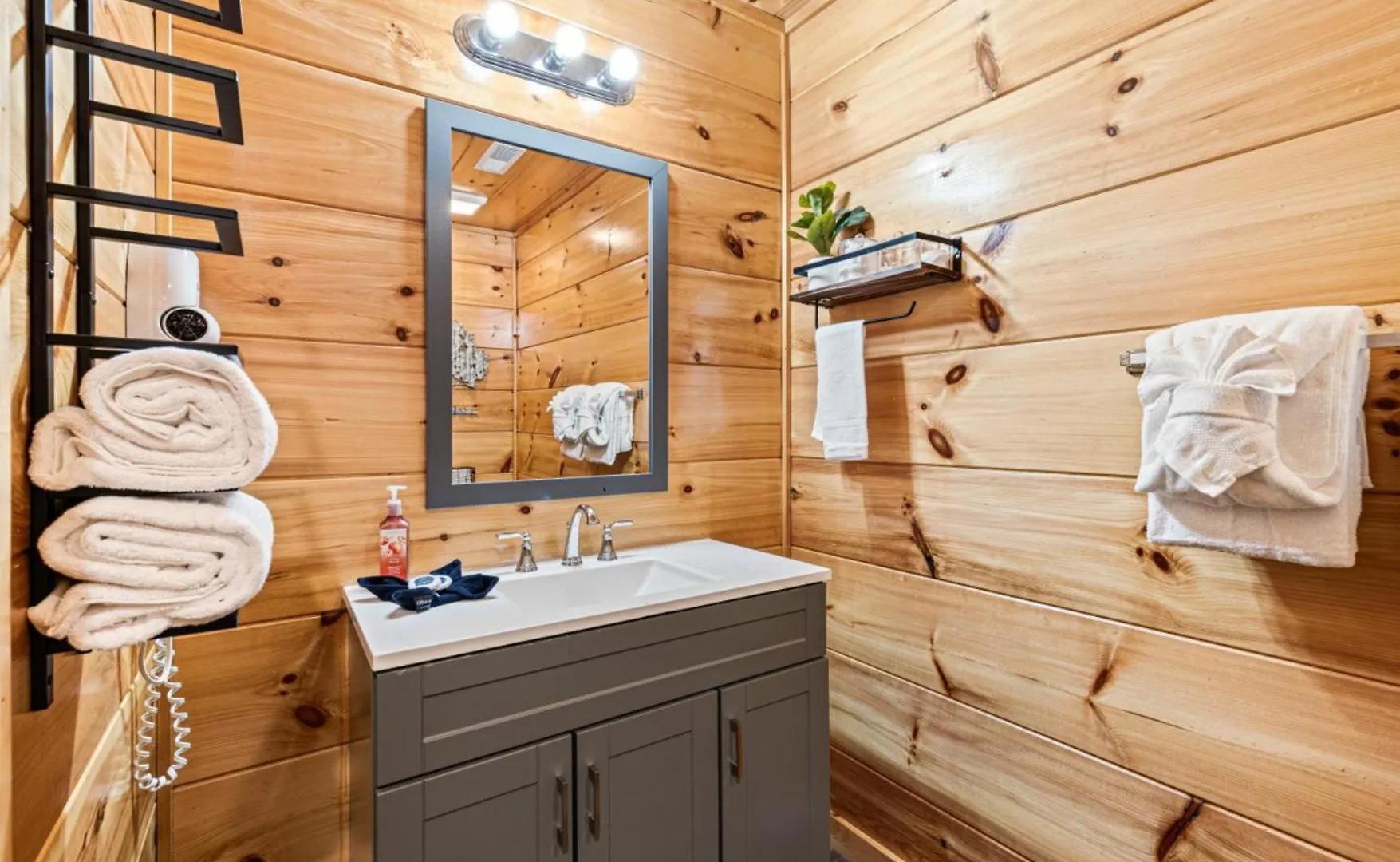 Alpehytte Rustic Mountain Retreat By Ghosal Luxury