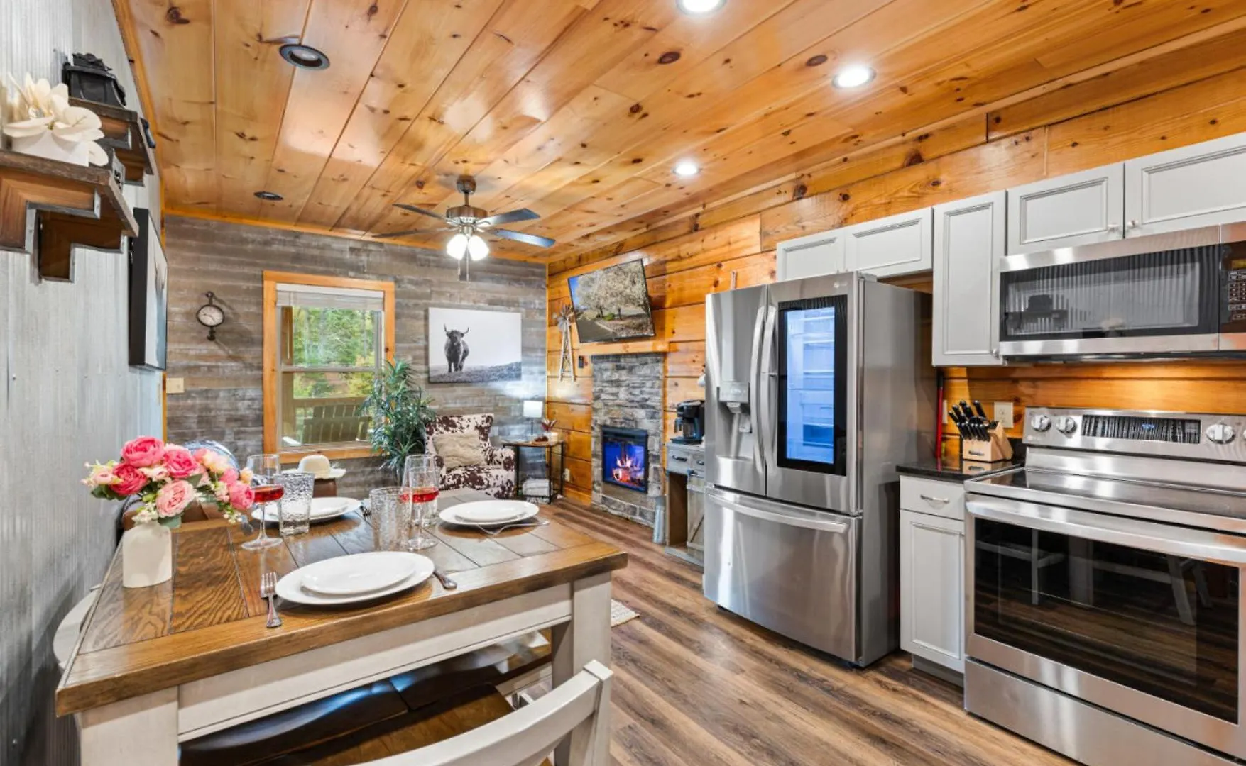 Rustic Mountain Retreat By Ghosal Luxury Pigeon Forge