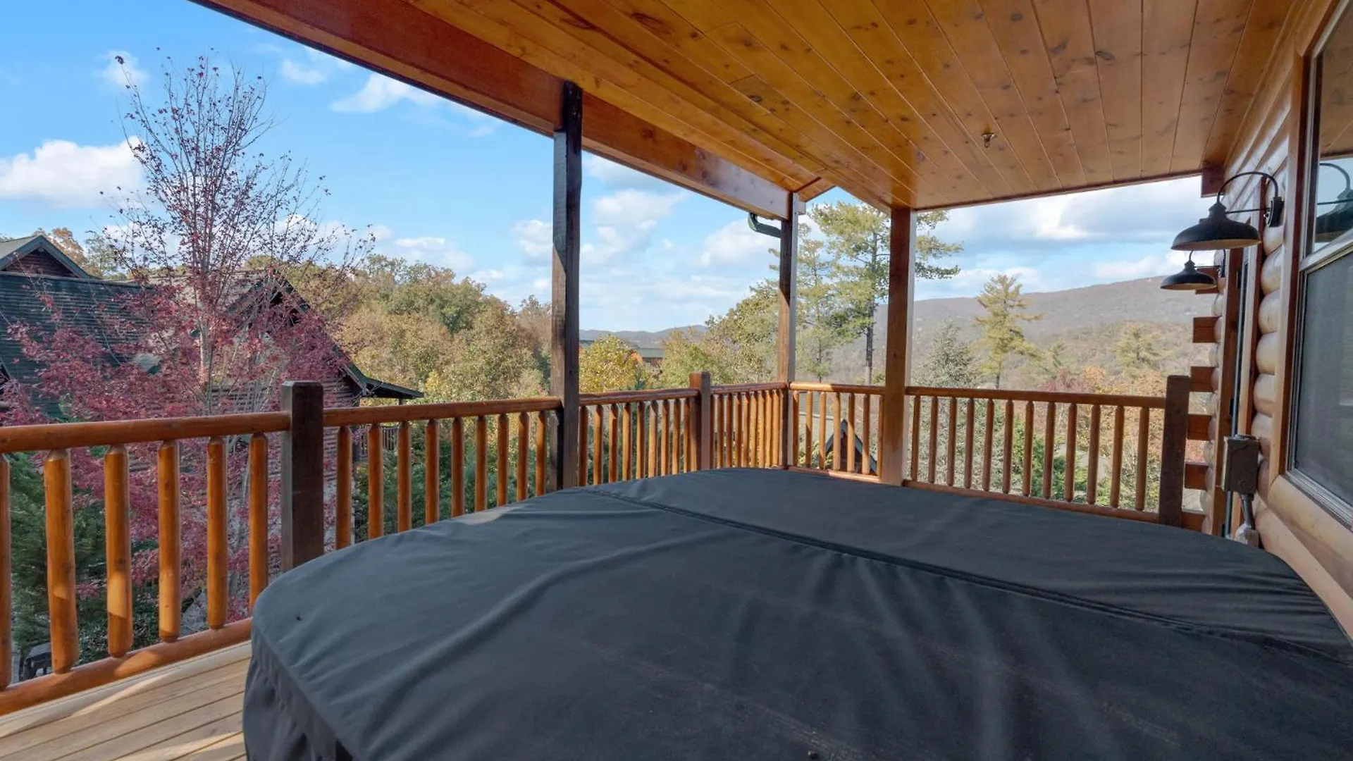 New Luxury With Indoor Pool, Hot Tub, & Theater