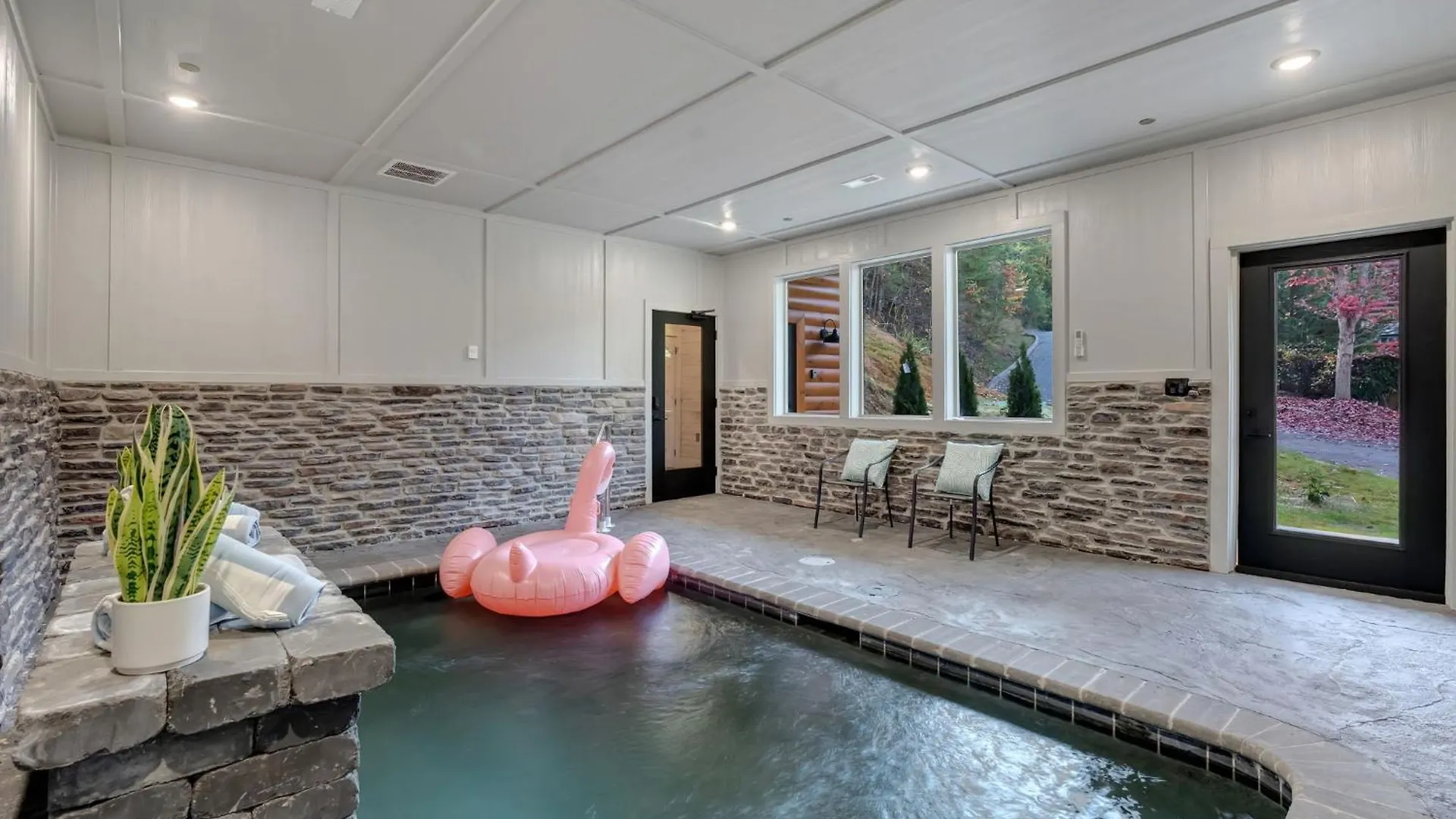 Holiday home New Luxury With Indoor Pool, Hot Tub, & Theater