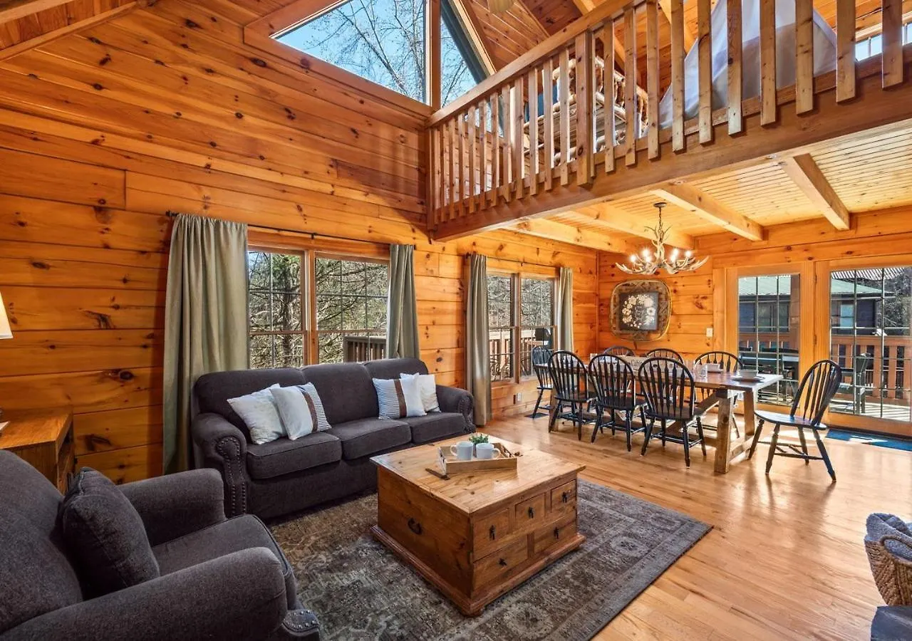 Tatil Evi Family Friendly, Dollywood, Cal Ripken, Hot Tub Pigeon Forge