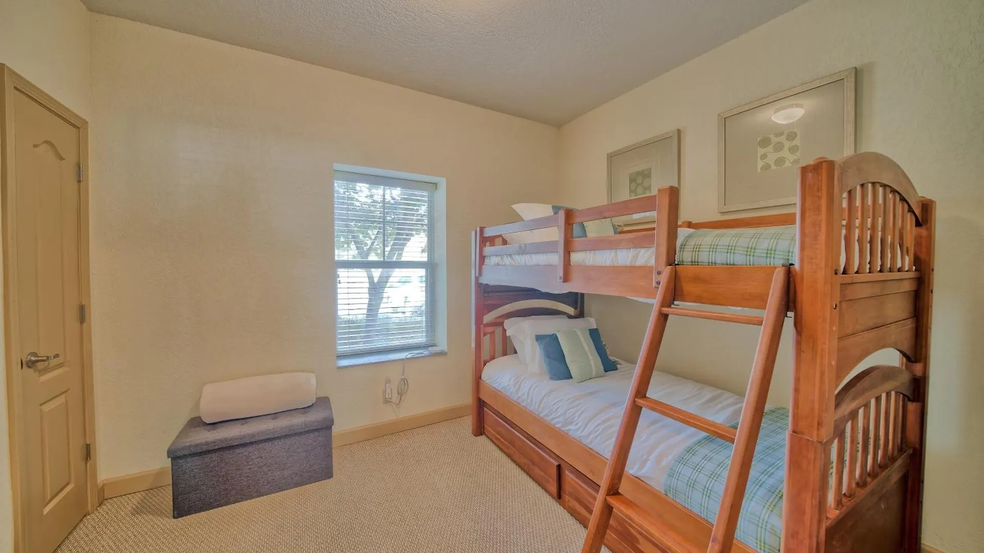 Mountain Escape Apartman *