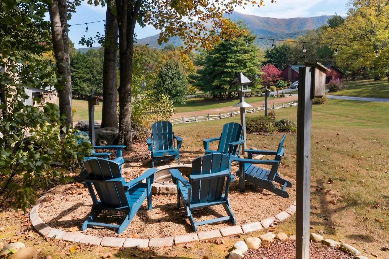 Holiday home Mtn View, Community Pool, Game Room, & Hot Tub! Pigeon Forge
