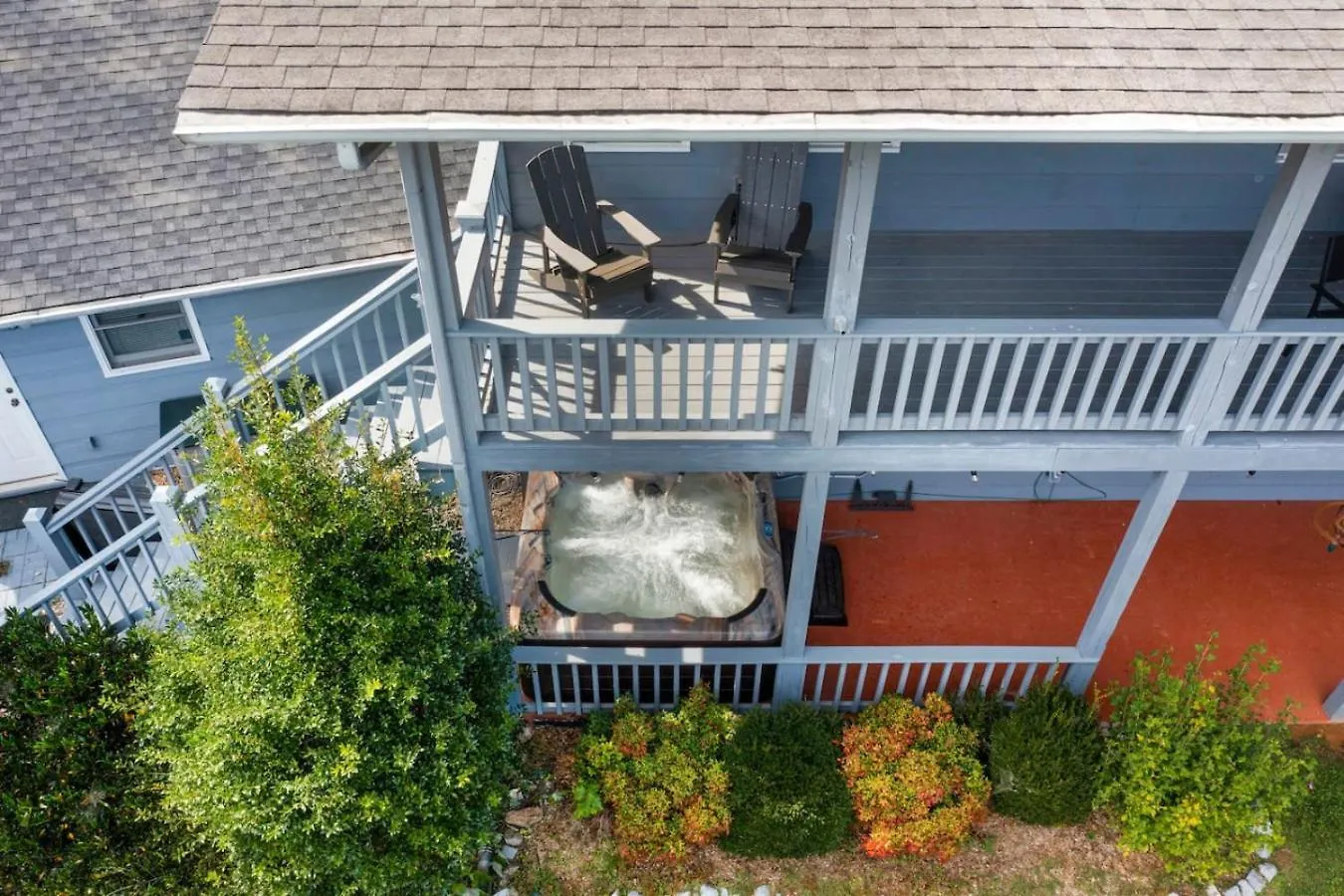 Mtn View, Community Pool, Game Room, & Hot Tub! *
