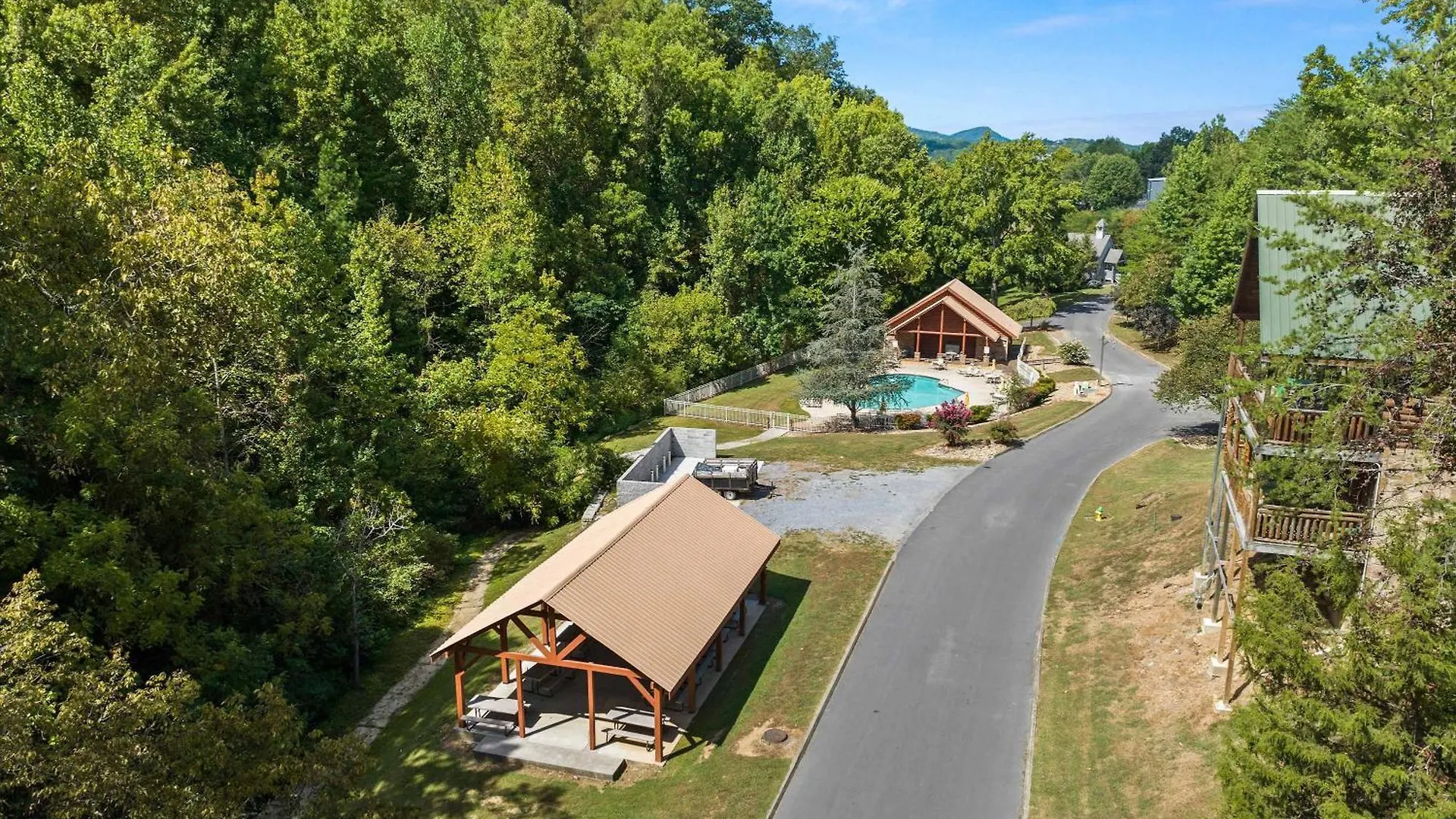 In & Out Pool, Near Dollywood, Game Room, Luxury Pigeon Forge