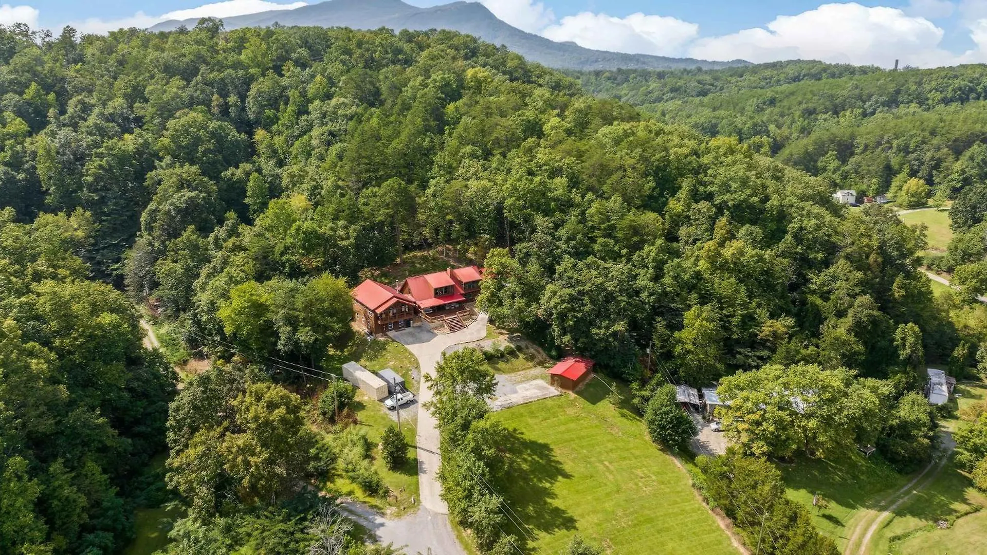 Nyaraló Its Got It Yall - Pool, Theater, Arcade, Fire Place, Firepit, Hot Tub