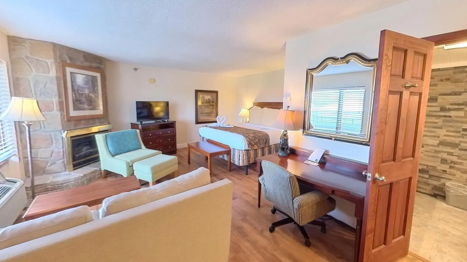 Arbors At Island Landing &