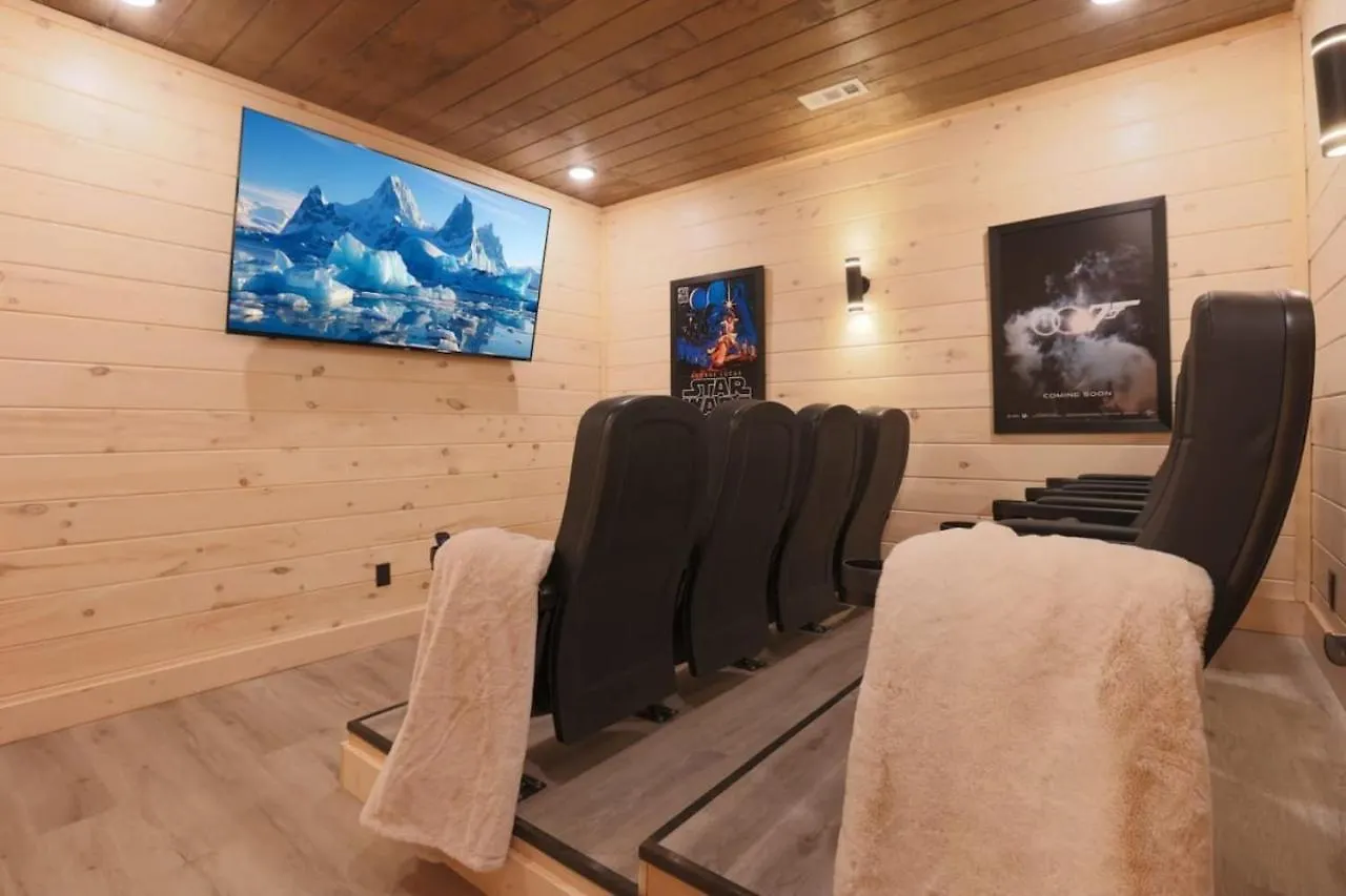 Holiday home 4 Bedroom 6ba Pool In Forge *