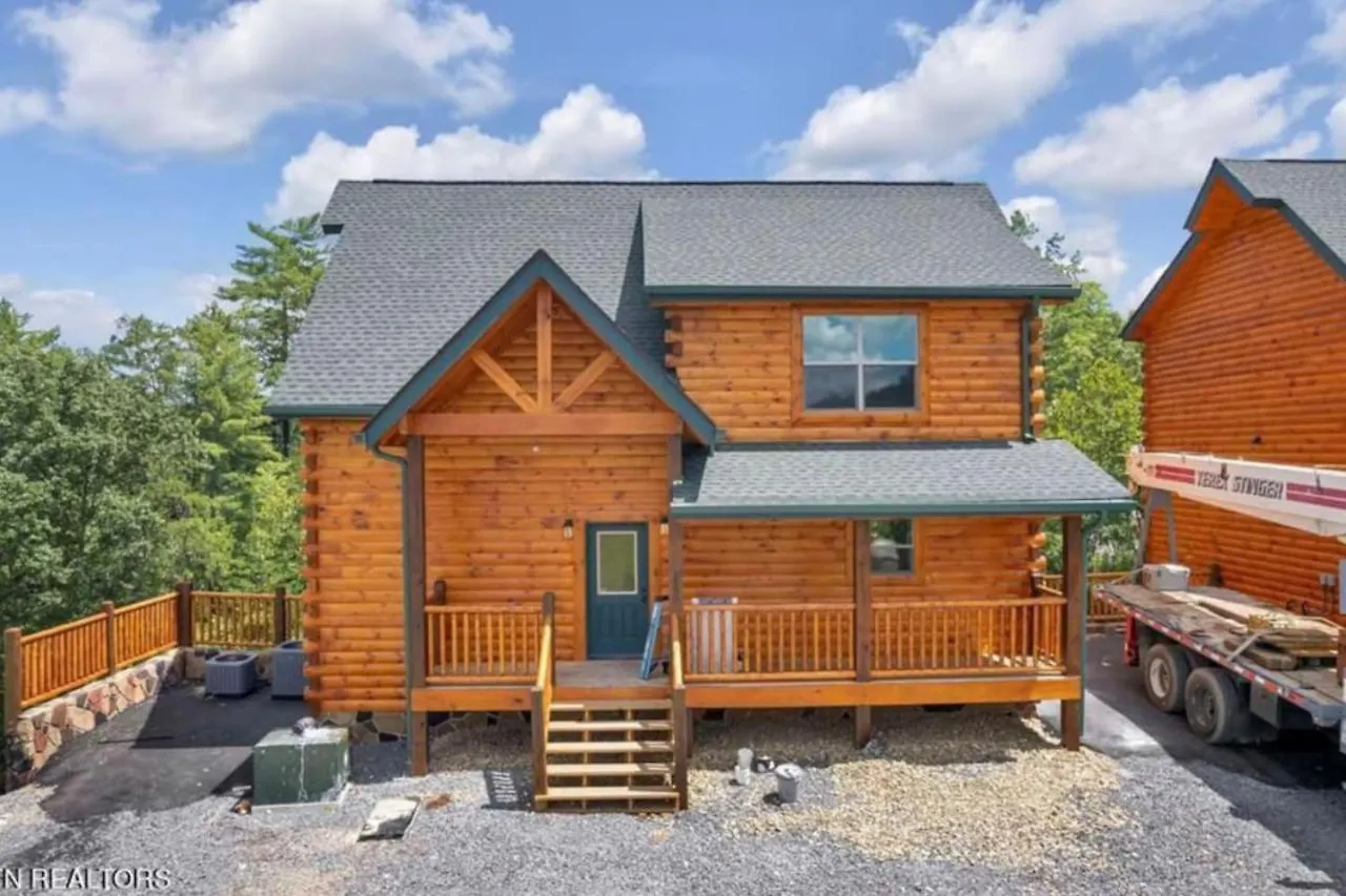 4 Bedroom 6ba Pool In Forge Holiday home *
