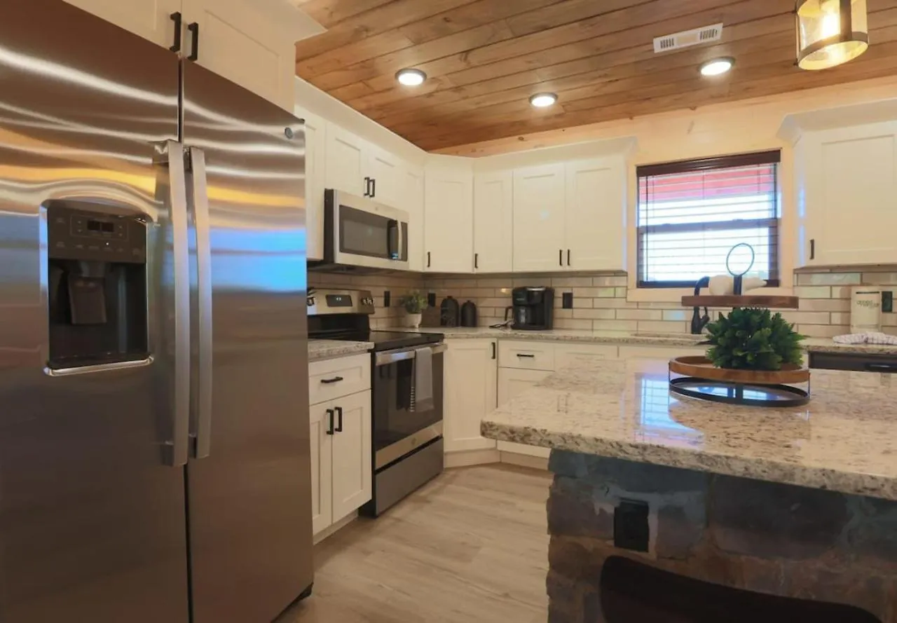4 Bedroom 6ba Pool In Forge Holiday home