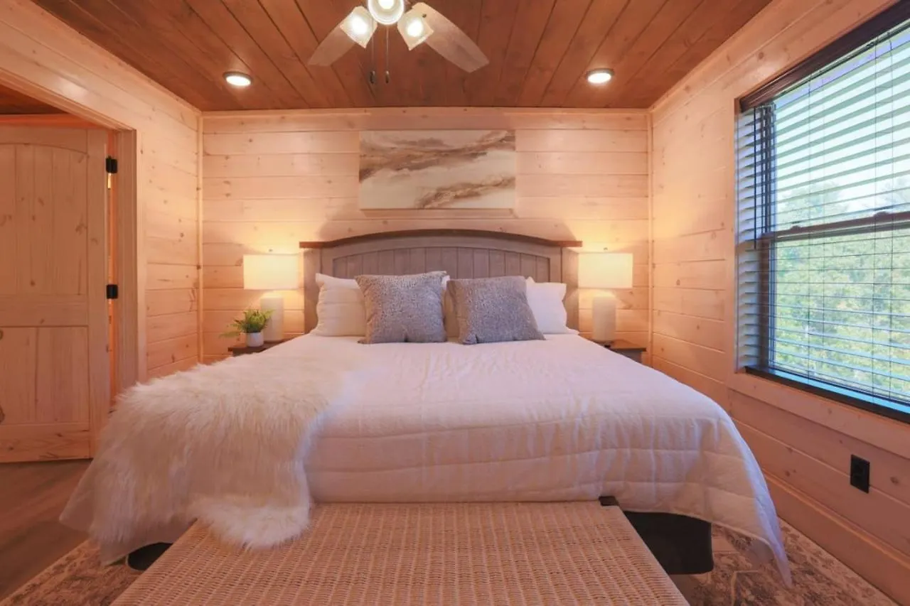 Holiday home 4 Bedroom 6ba Pool In Forge *