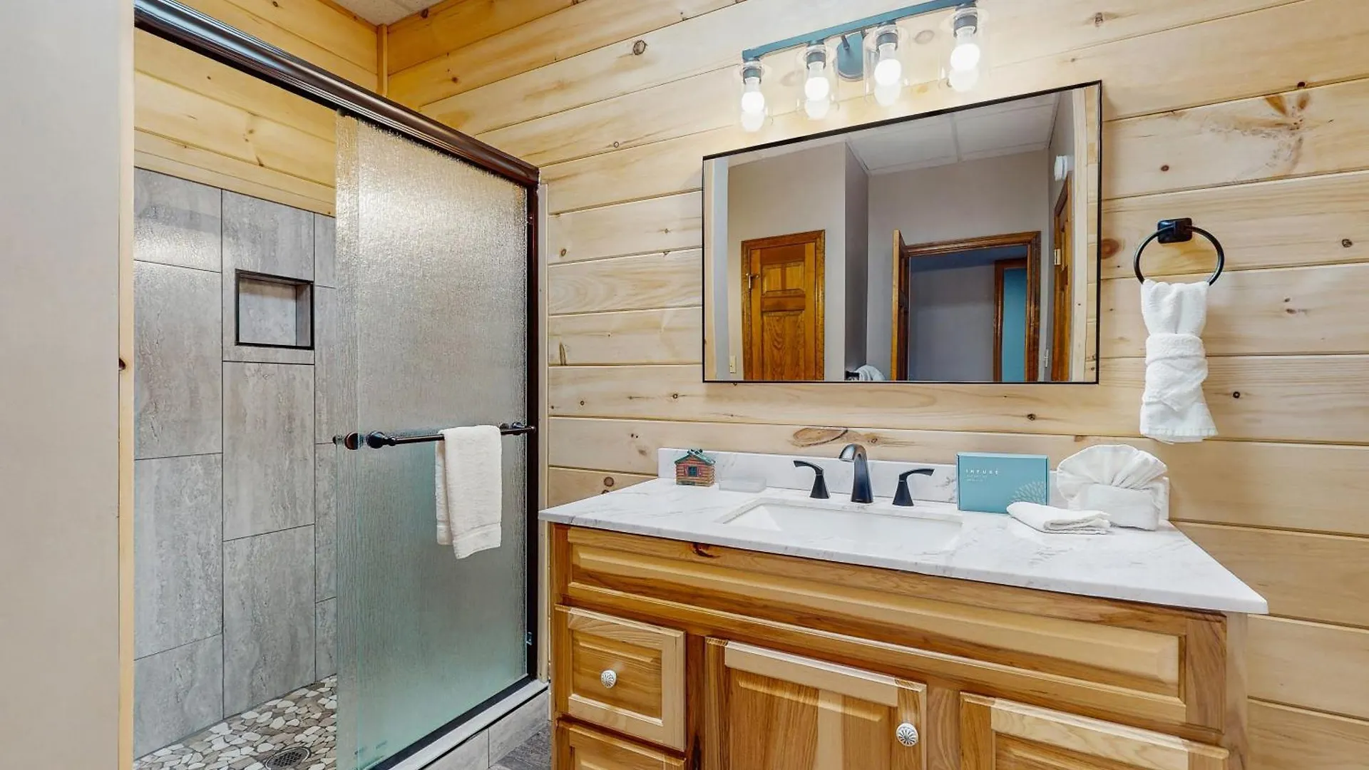 Sanctuary Holiday home *