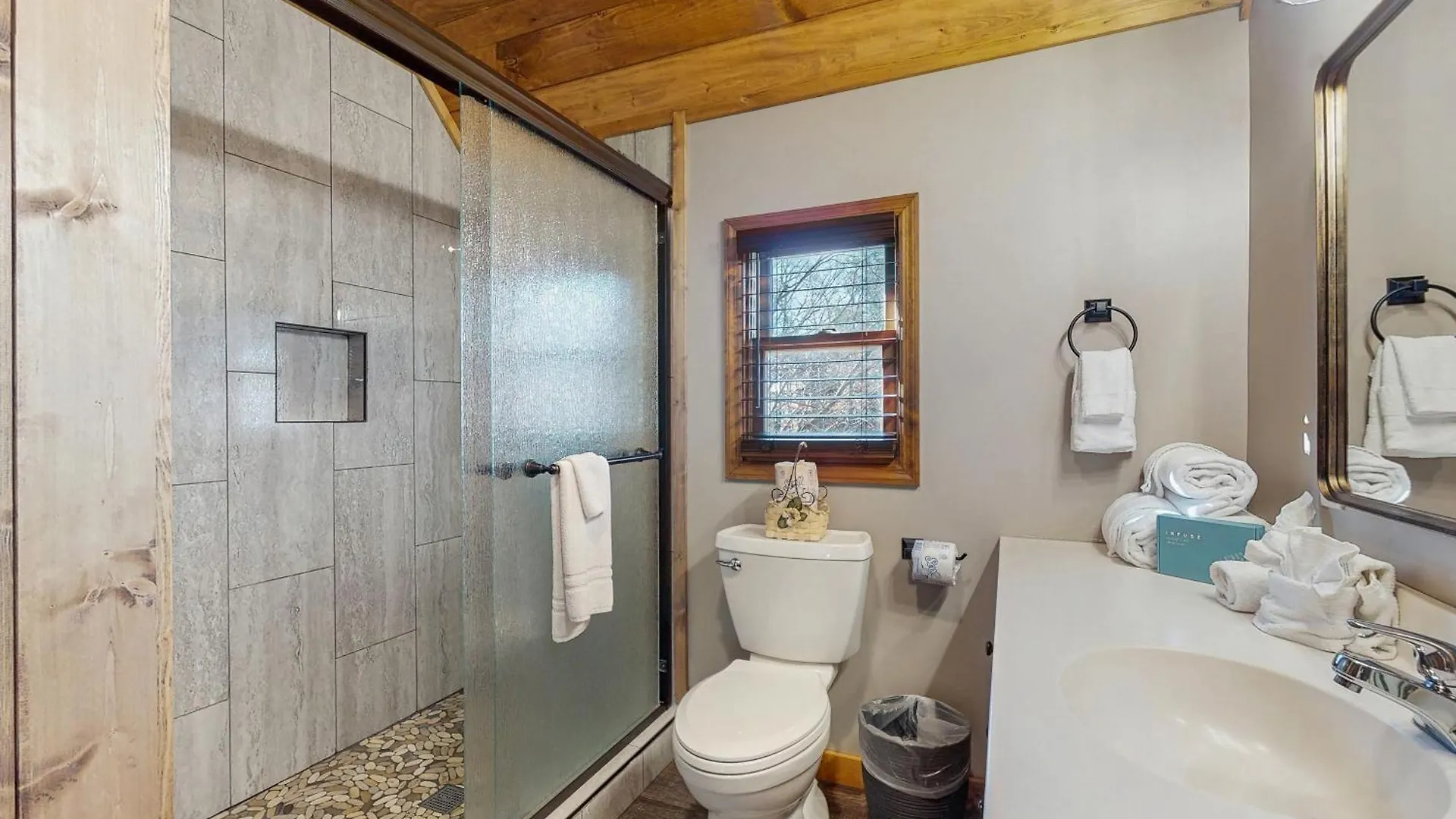 Holiday home Sanctuary Pigeon Forge