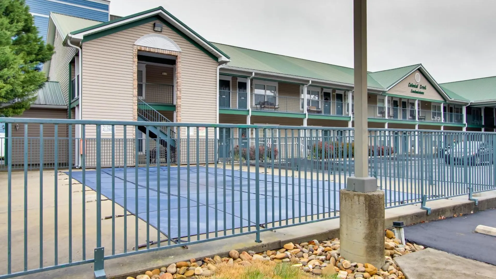 Apartment Parkway About Walk To Island In Pigeon Forge! Pigeon Forge
