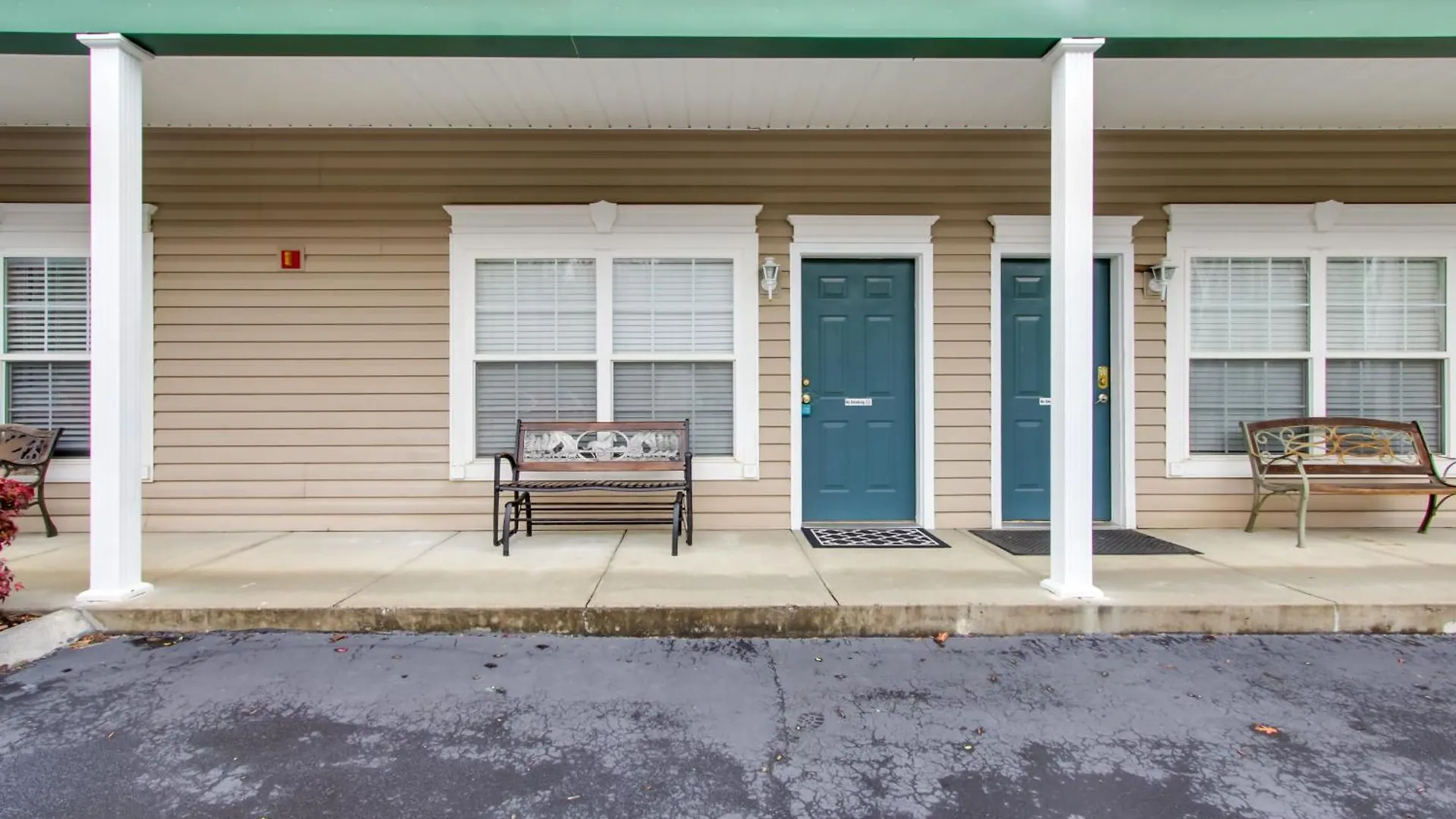 Parkway About Walk To Island In Pigeon Forge! Apartment *