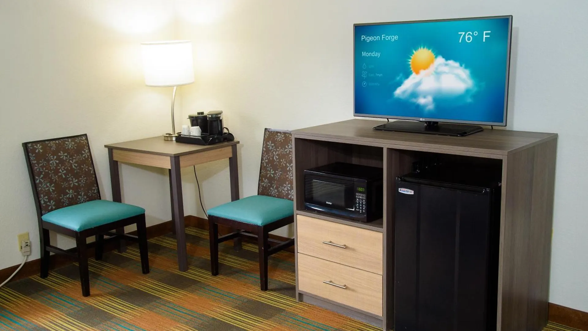 Pigeon River Hotel 3*